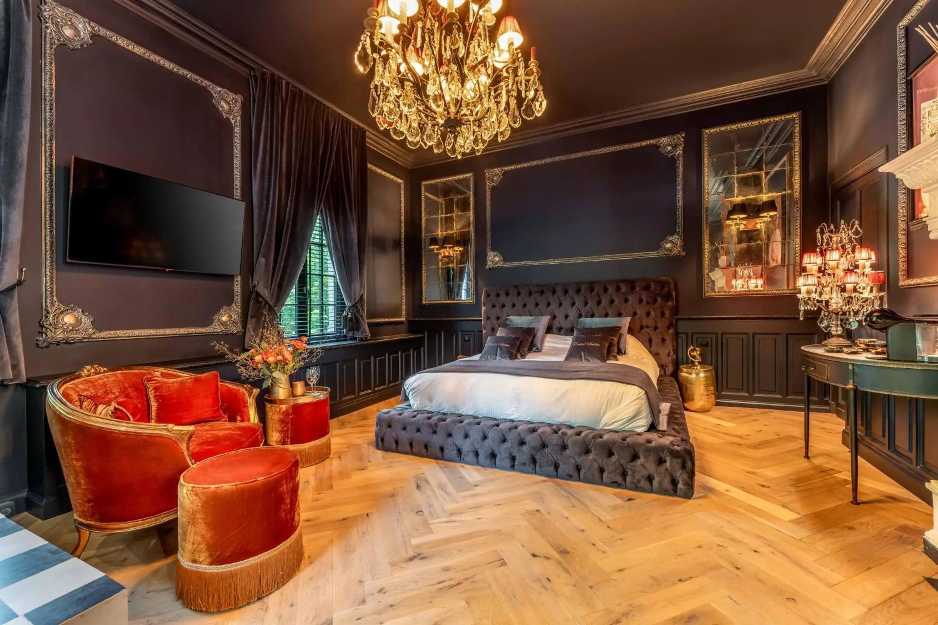 King Room with Garden View in Castelsuites King Room with Garden View in Castelsuites