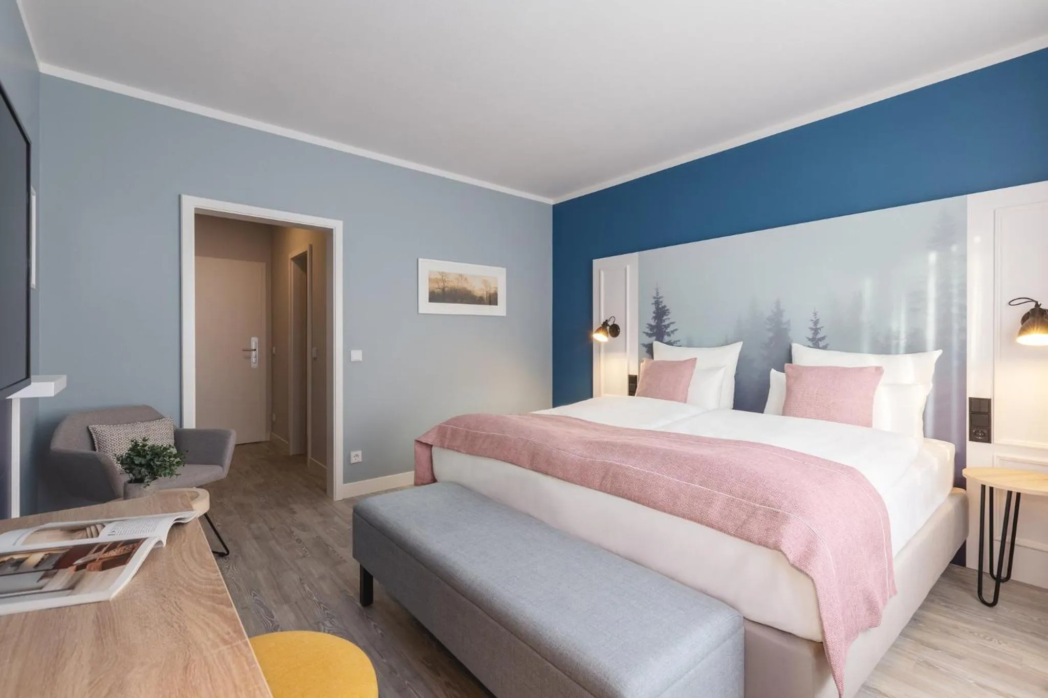 Photo of the whole room, Bed in Garner Hotel Essen - Messe by IHG