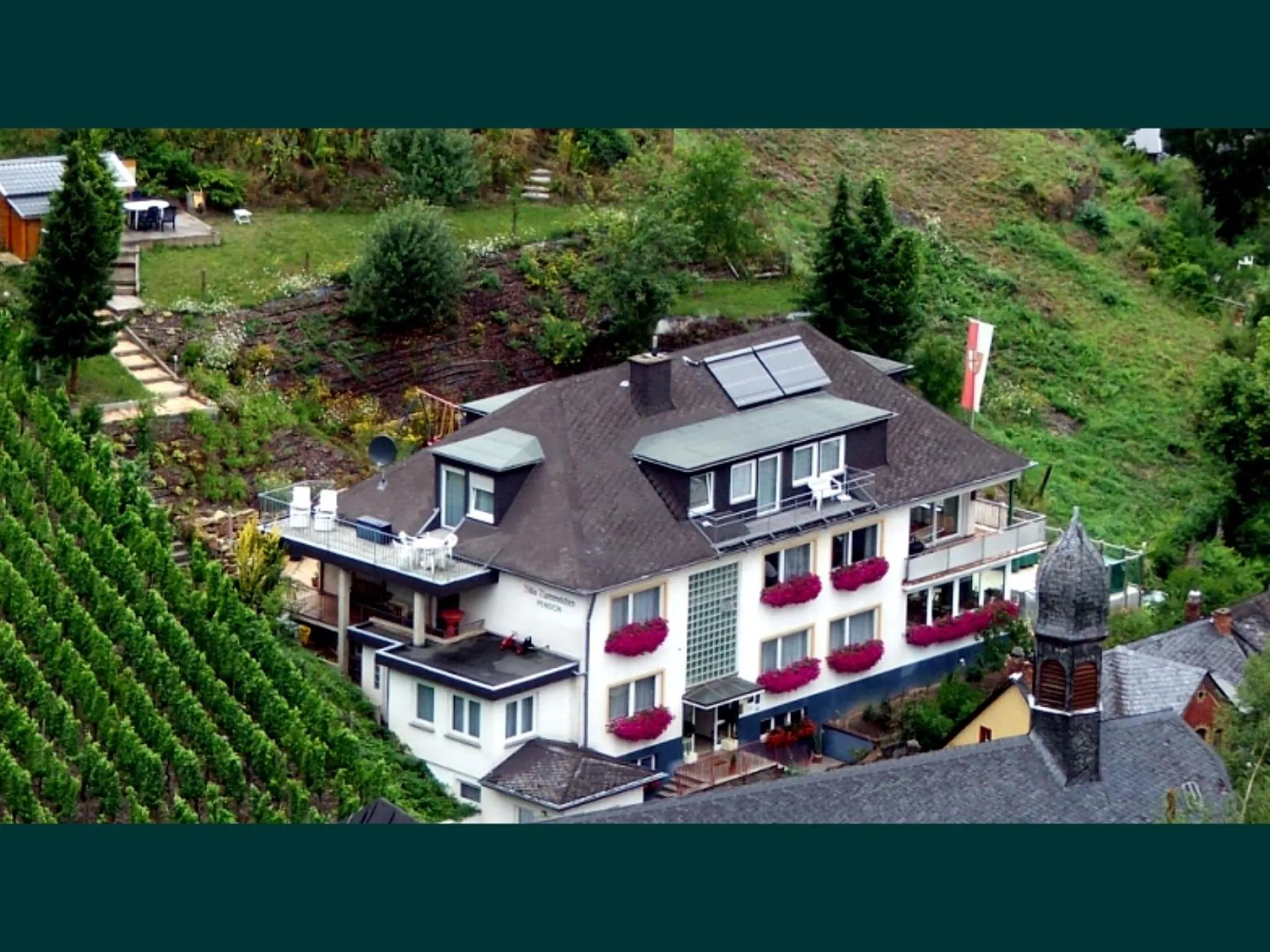 Nearby landmark in Hotel Villa Tummelchen