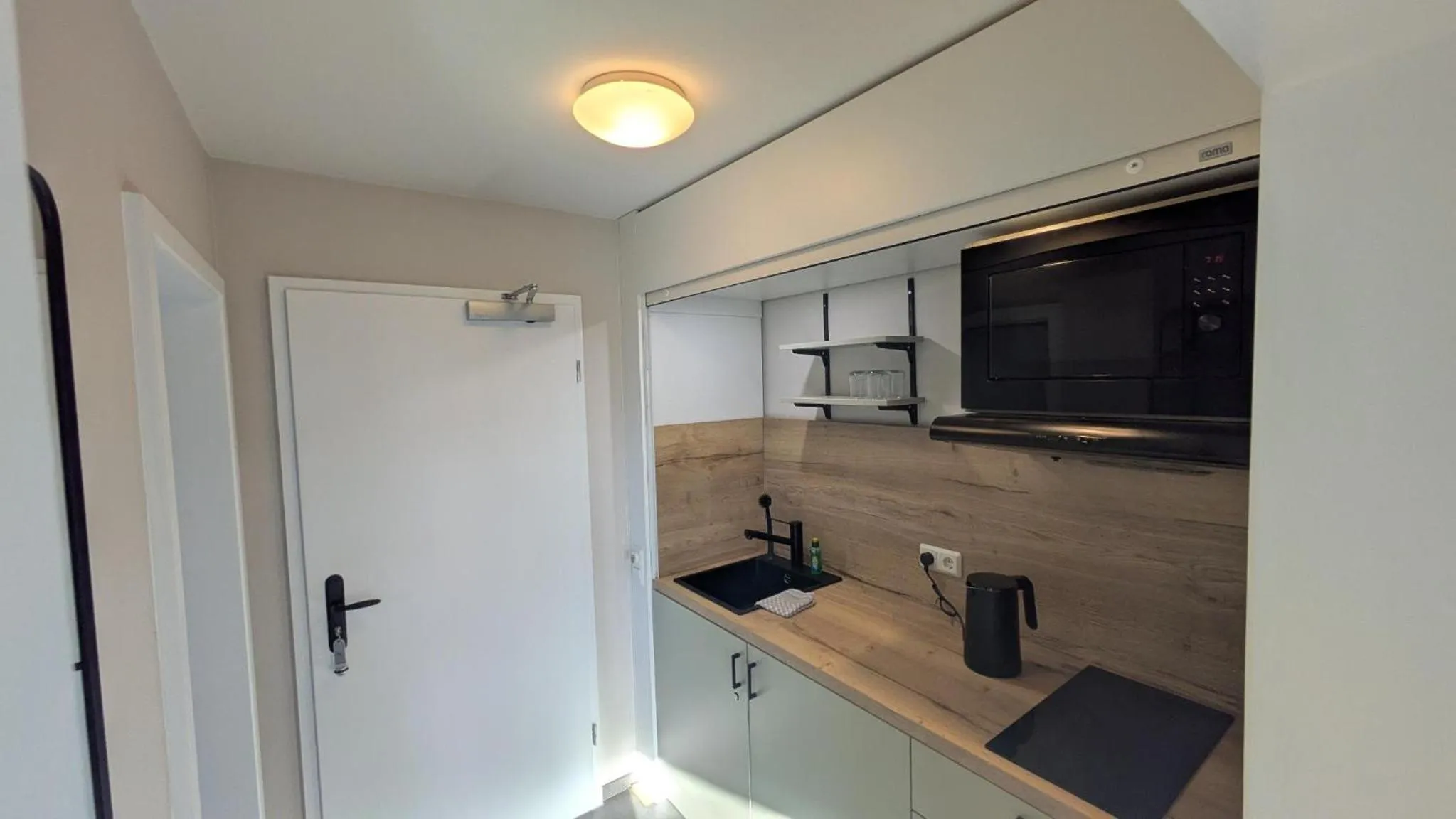 Kitchen or kitchenette in Landhotel Sonneneck - Breuna im Naturpark