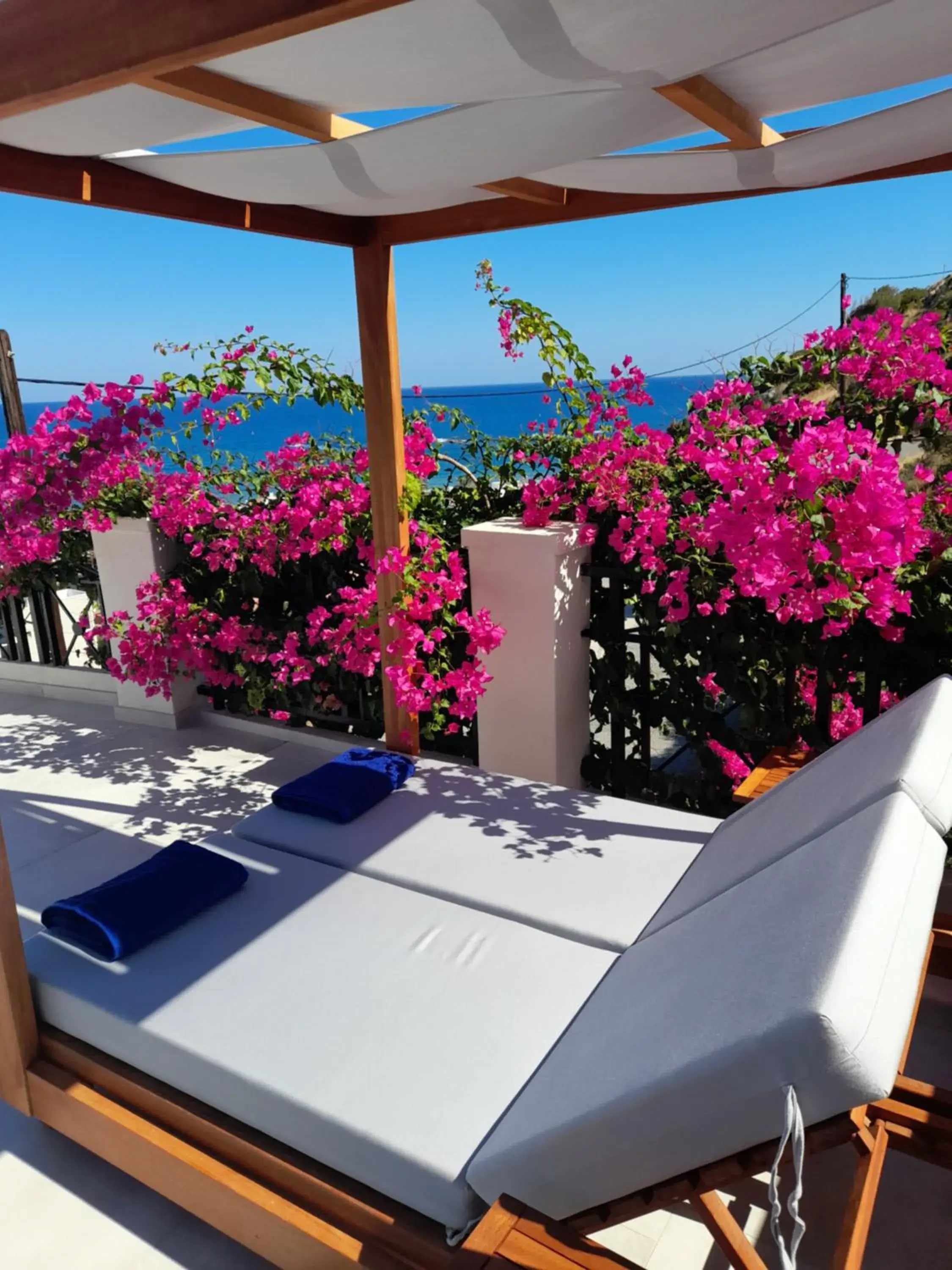 Deluxe Suite with Sea View in Minois Boutique Hotel Deluxe Suite with Sea View in Minois Boutique Hotel