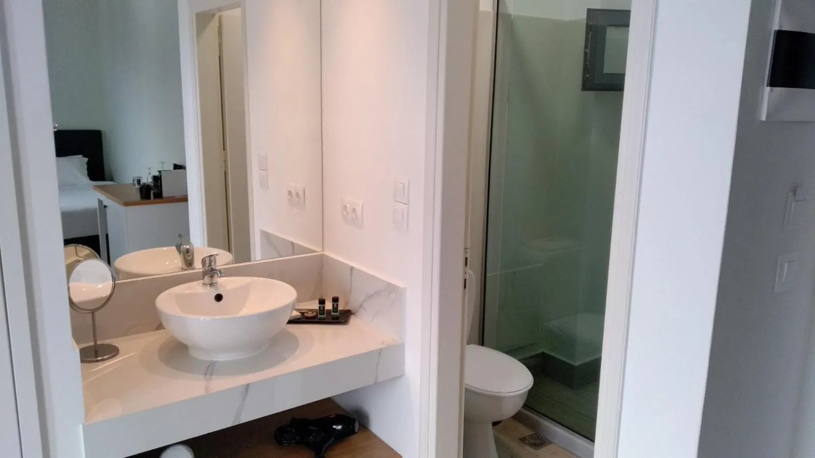 Bathroom in Minois Boutique Hotel