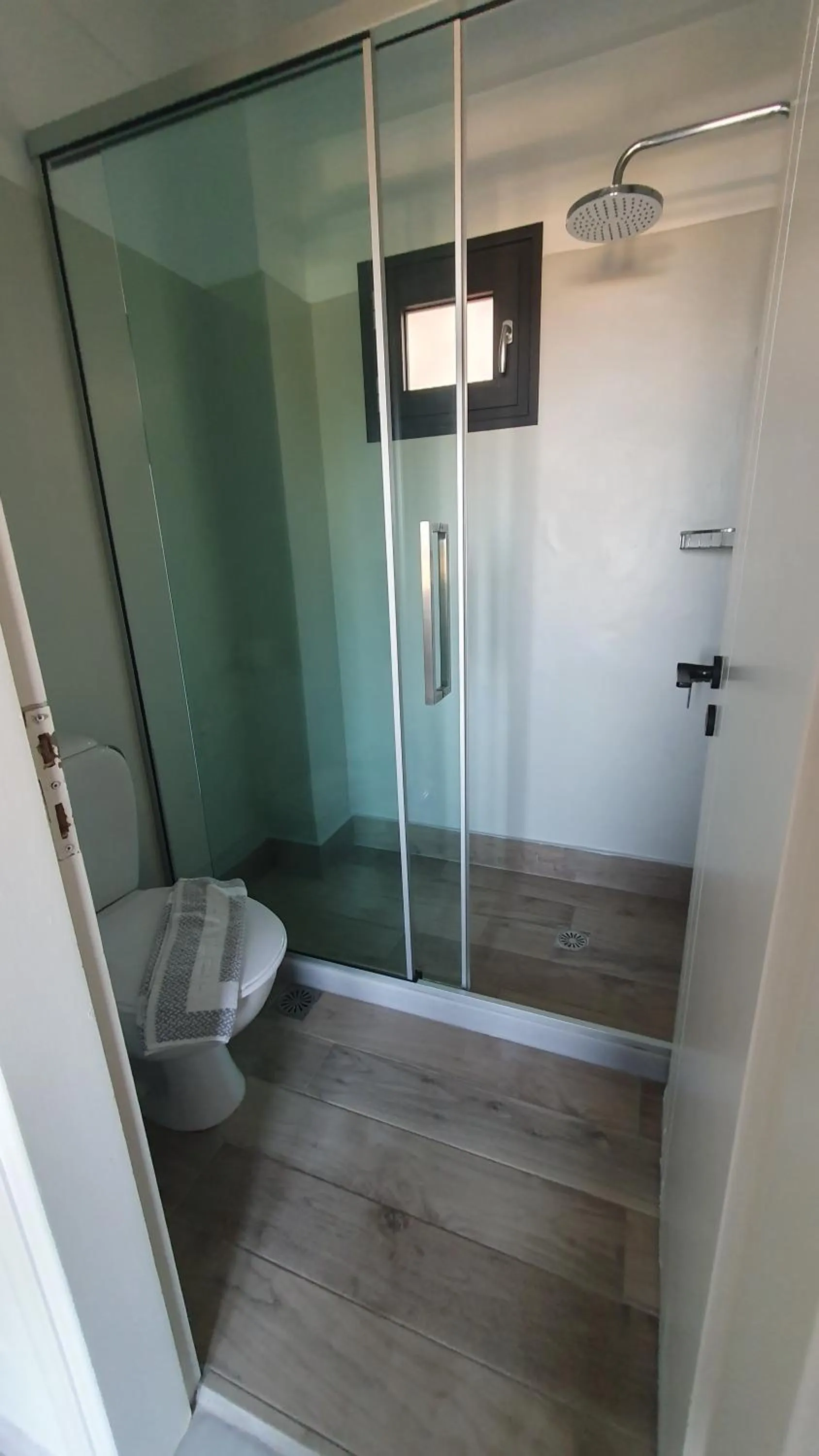 Bathroom in Minois Boutique Hotel