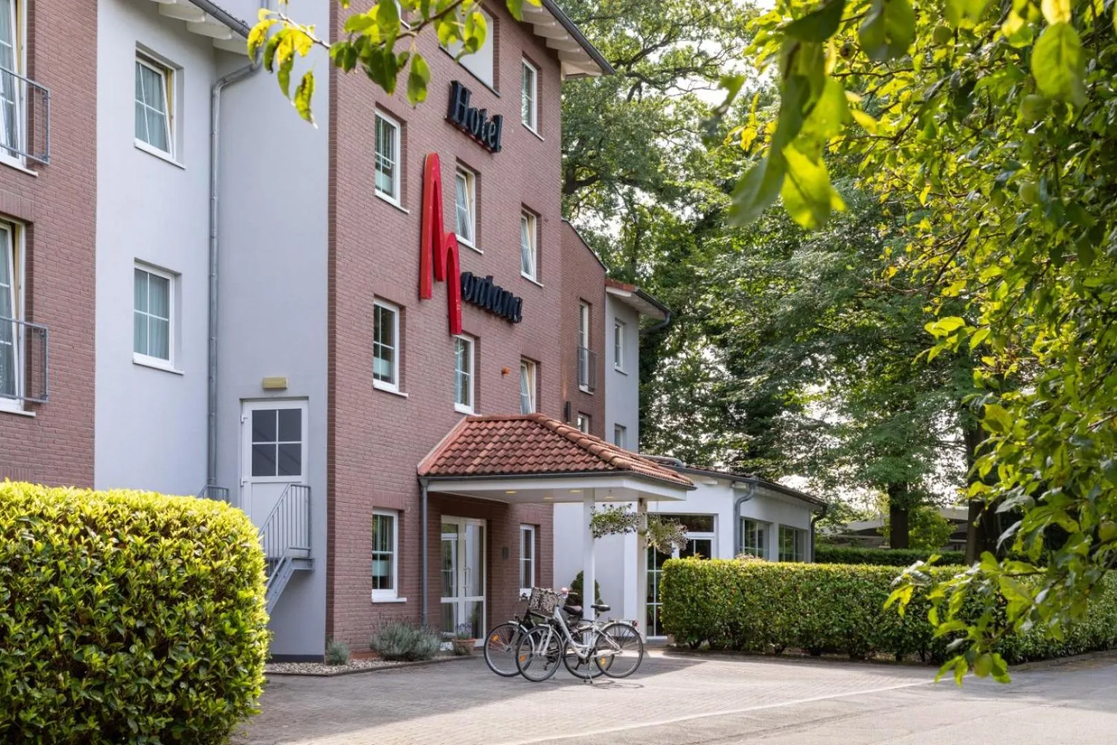 Property building in Montana Hotel Senden