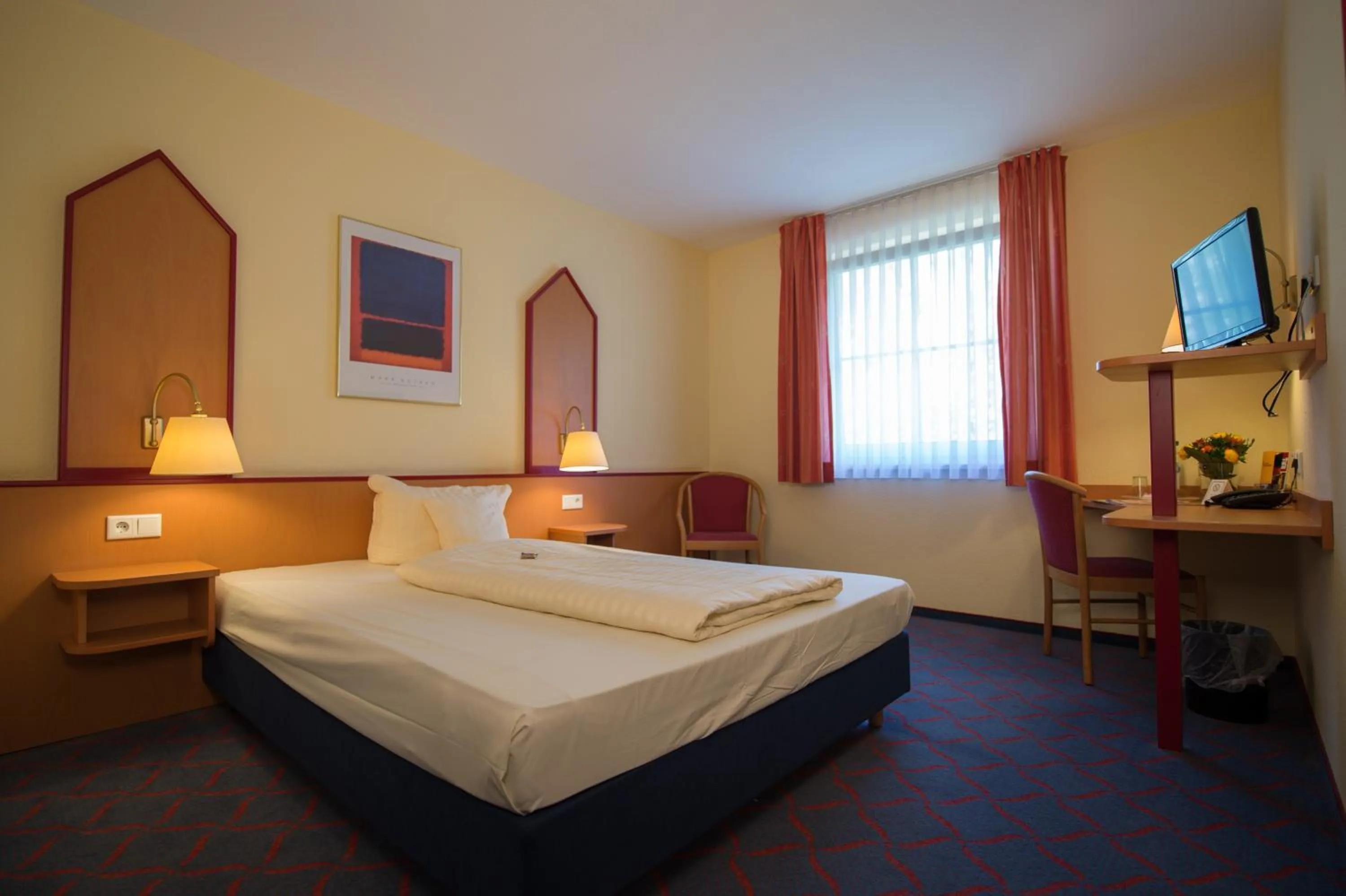 Day, Bed in Montana Hotel Senden