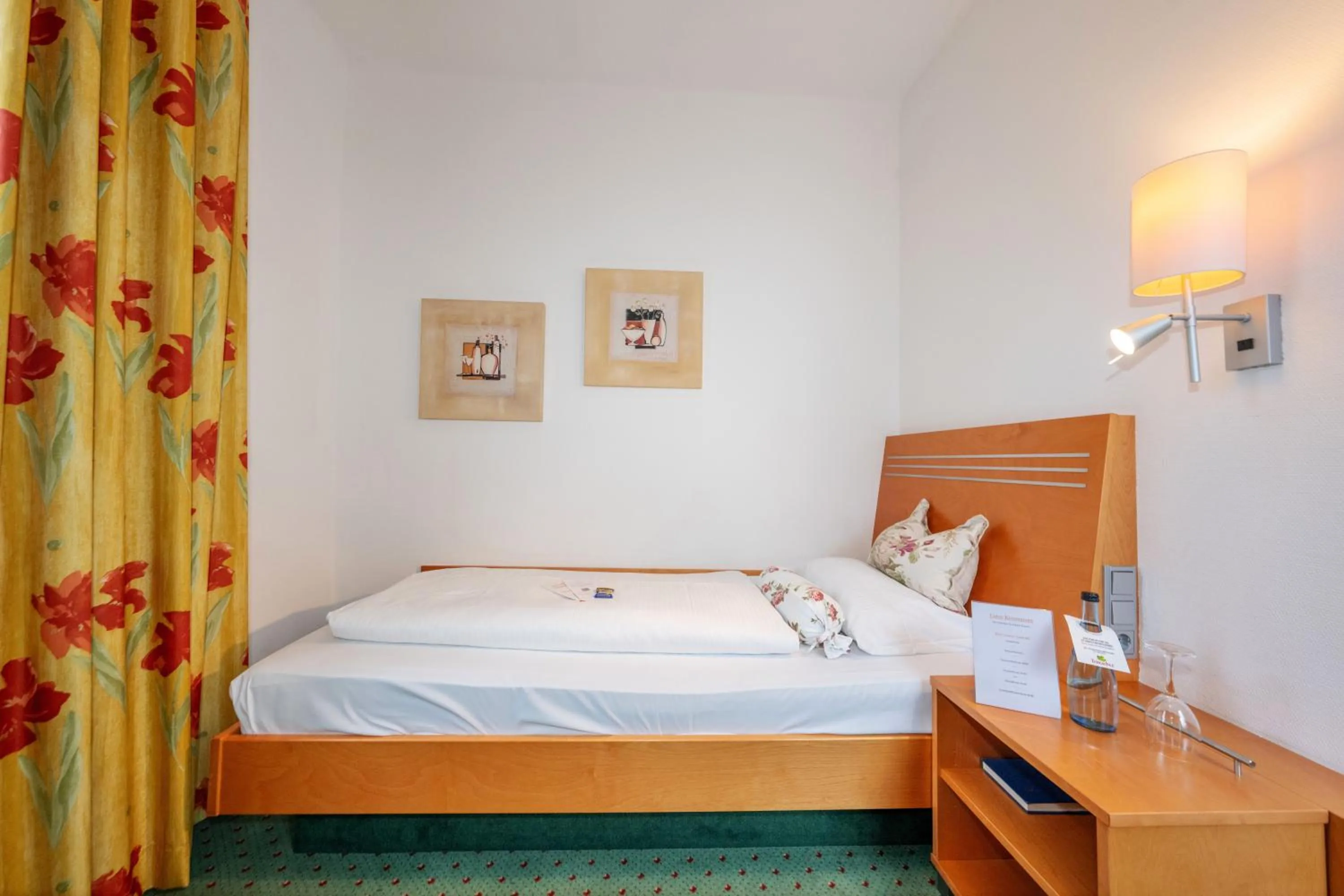 Bed in Hotel Kloster Hirsau