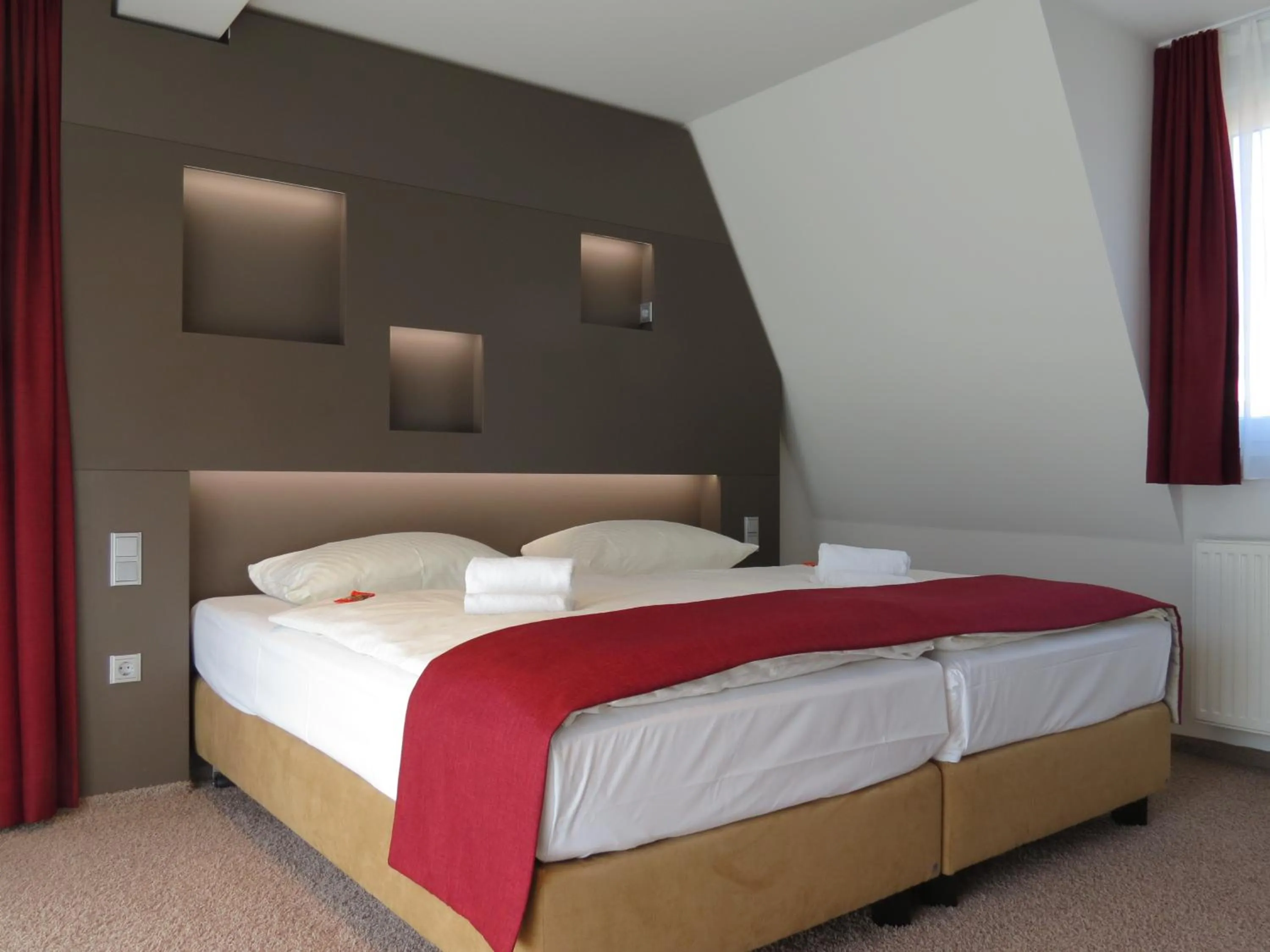 Bed in Hotel Neuthor