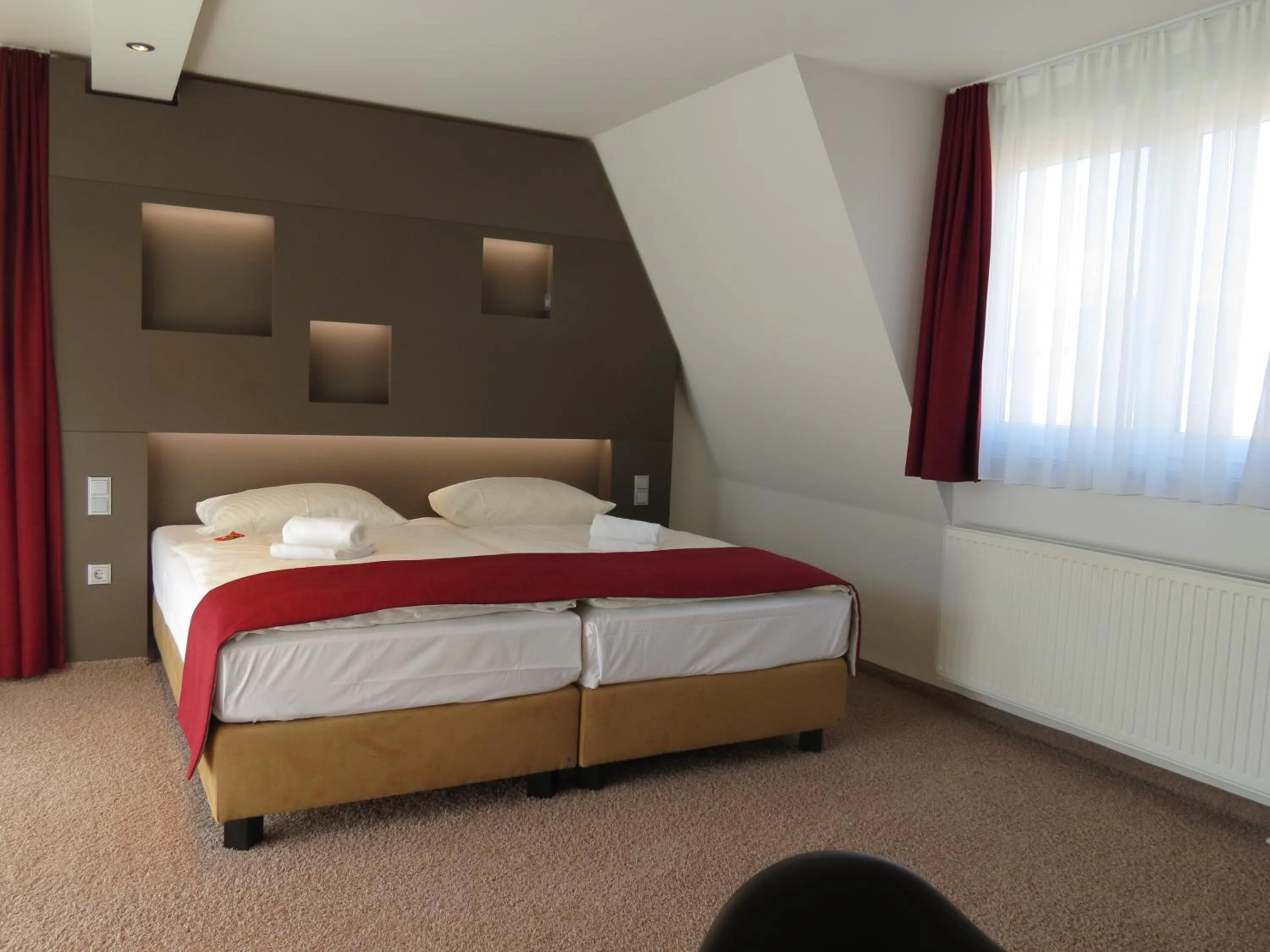 Bed in Hotel Neuthor