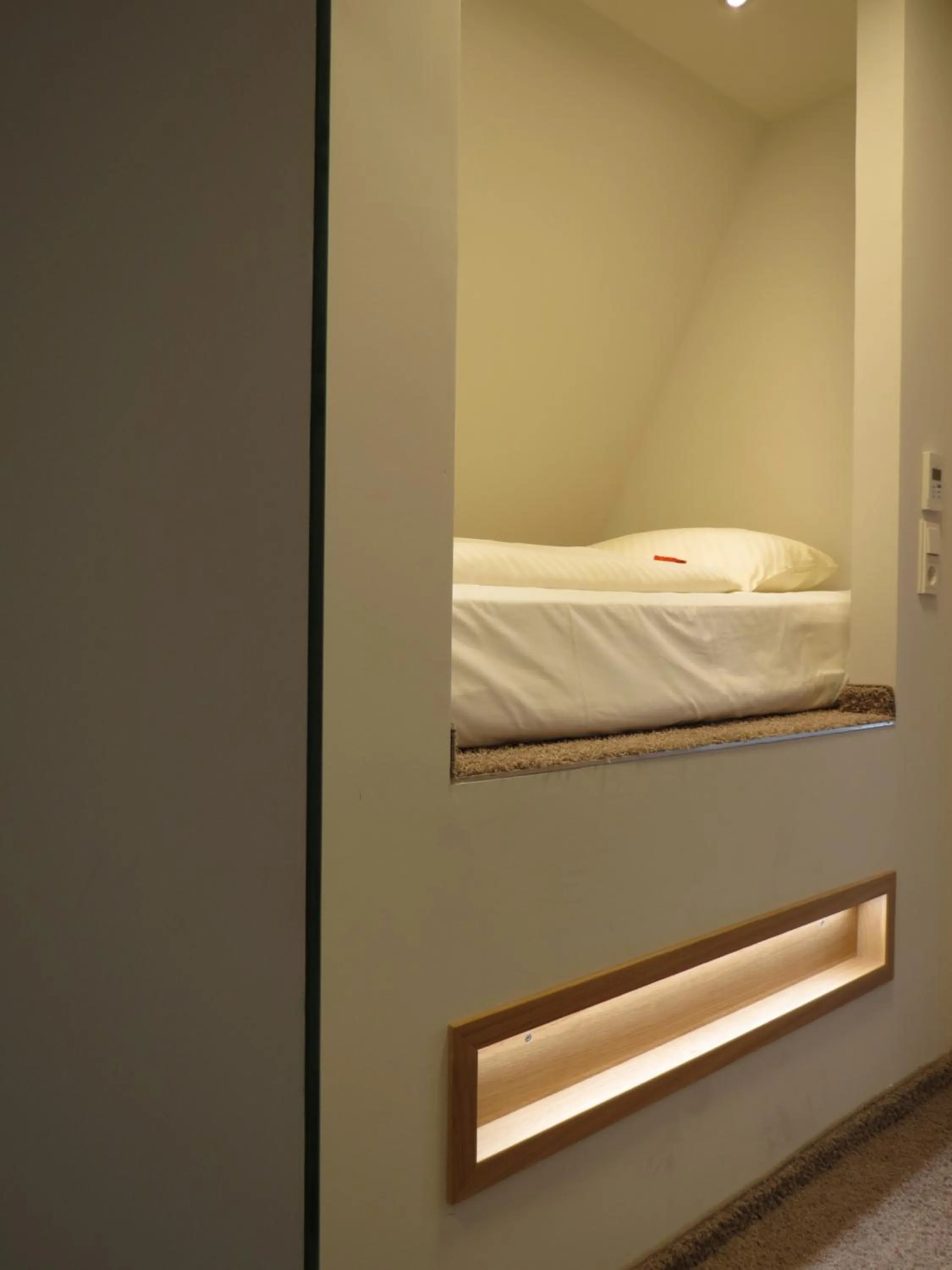 Photo of the whole room, Bed in Hotel Neuthor