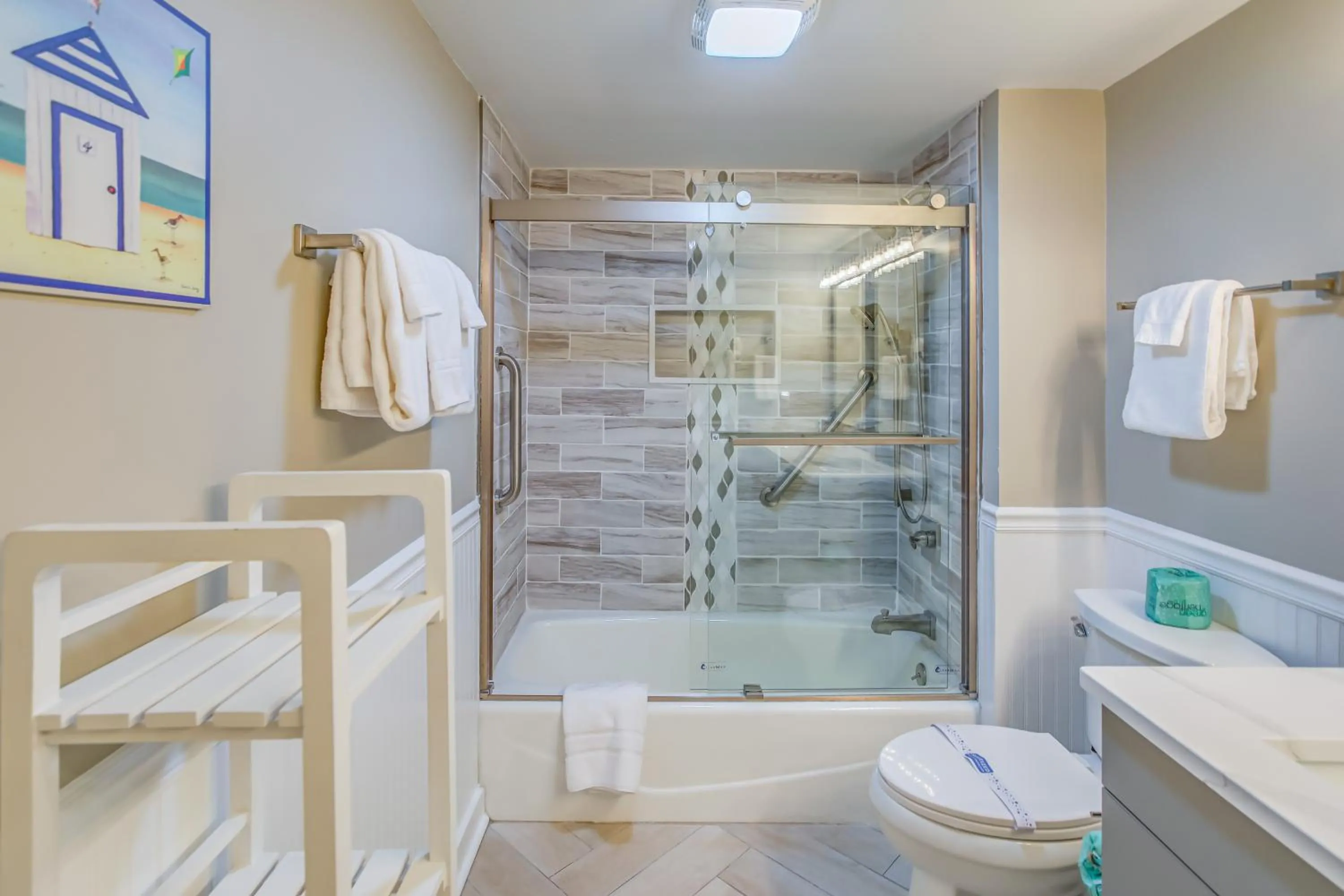 Warm Weather Escape with Pool Access in Myrtle Beach