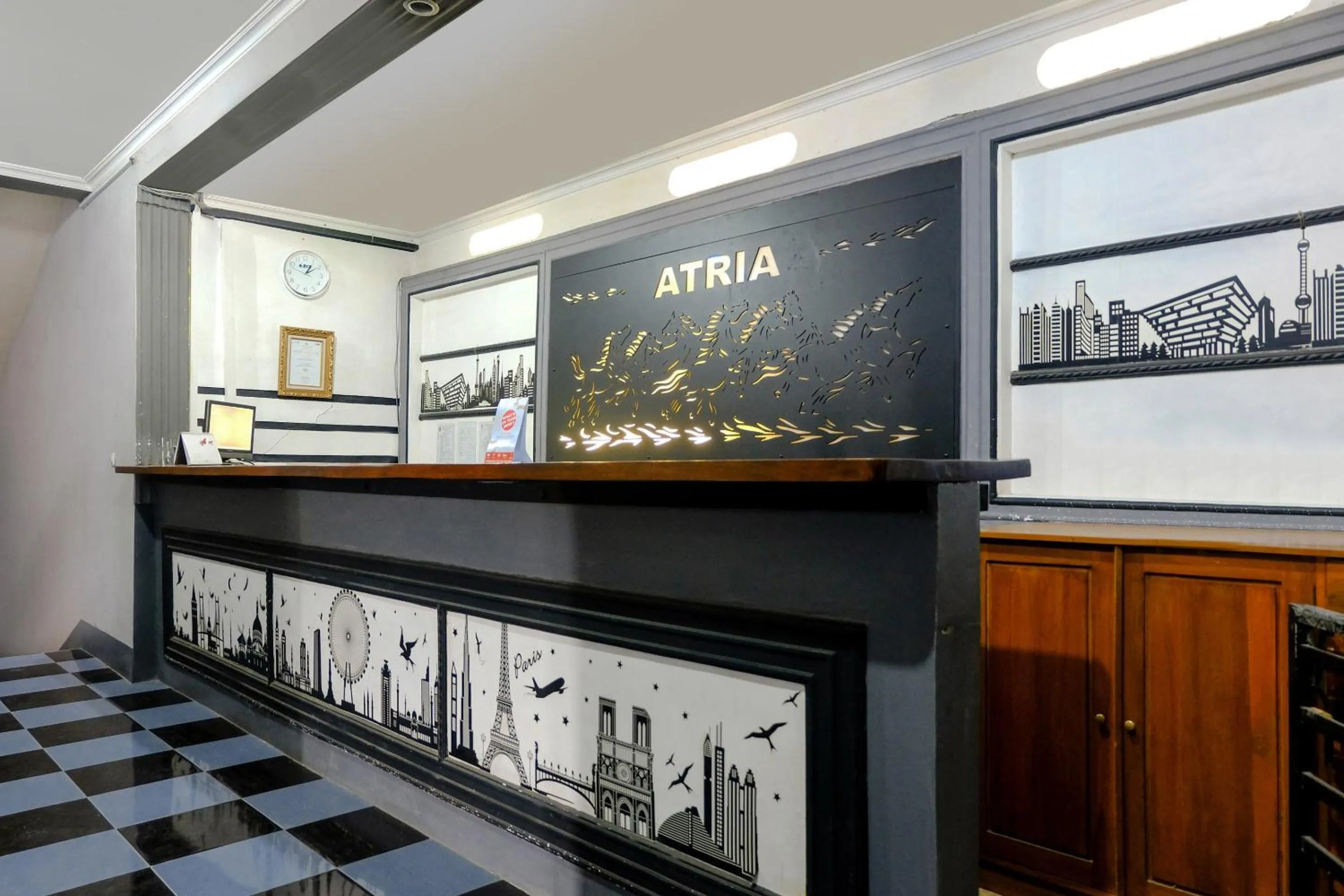 Lobby or reception in OYO Life 2966 Hotel Atriaz