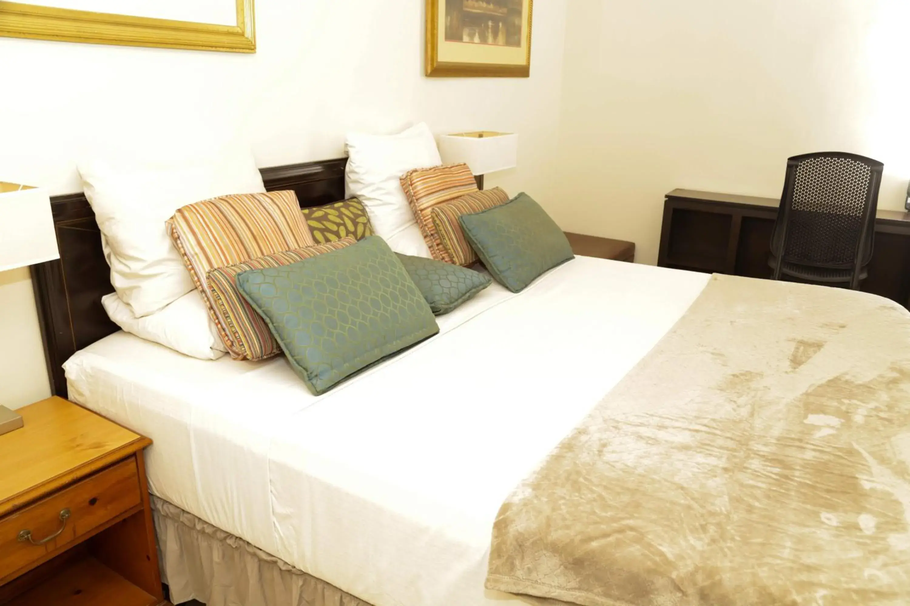 Superior King Room in HOTEL MALLIKA COMPANY, SL Superior King Room in HOTEL MALLIKA COMPANY, SL