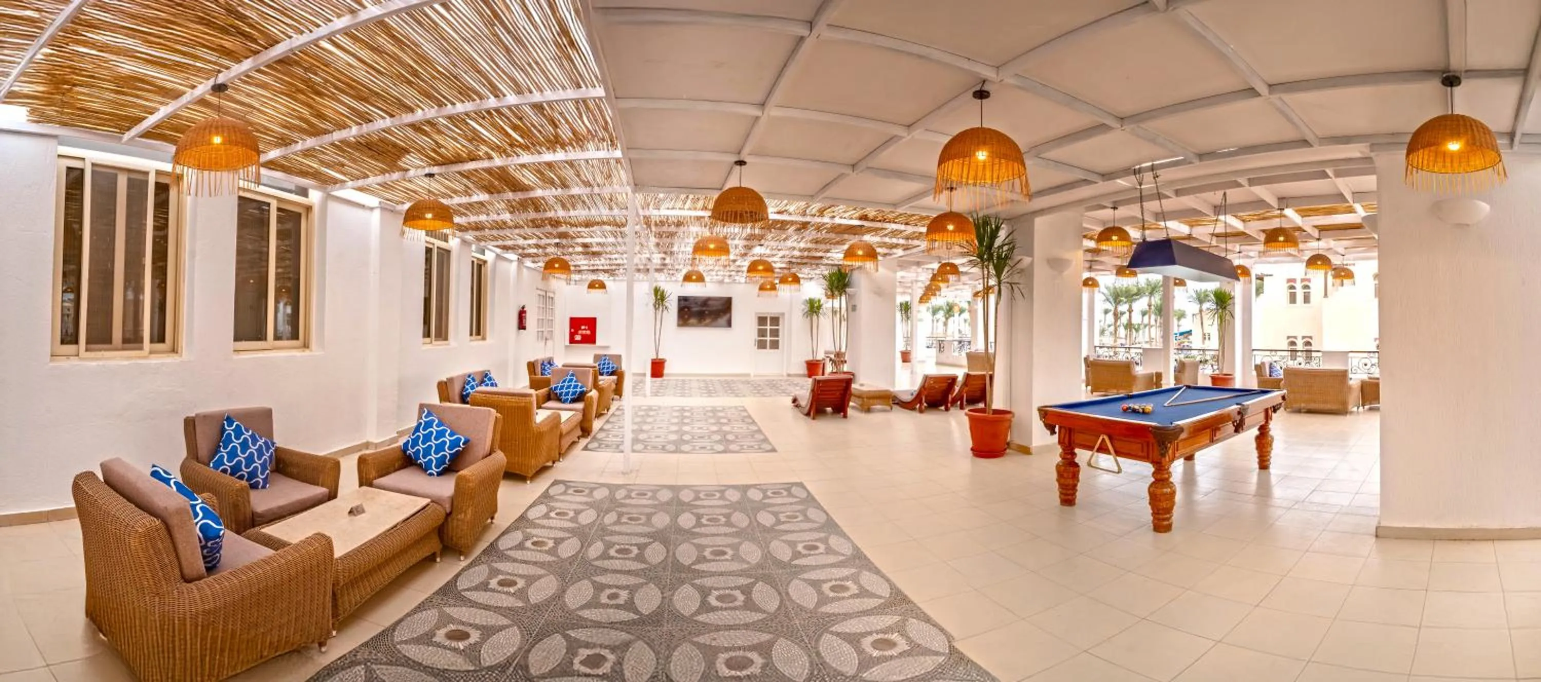 Sea Beach Edge By Rotana