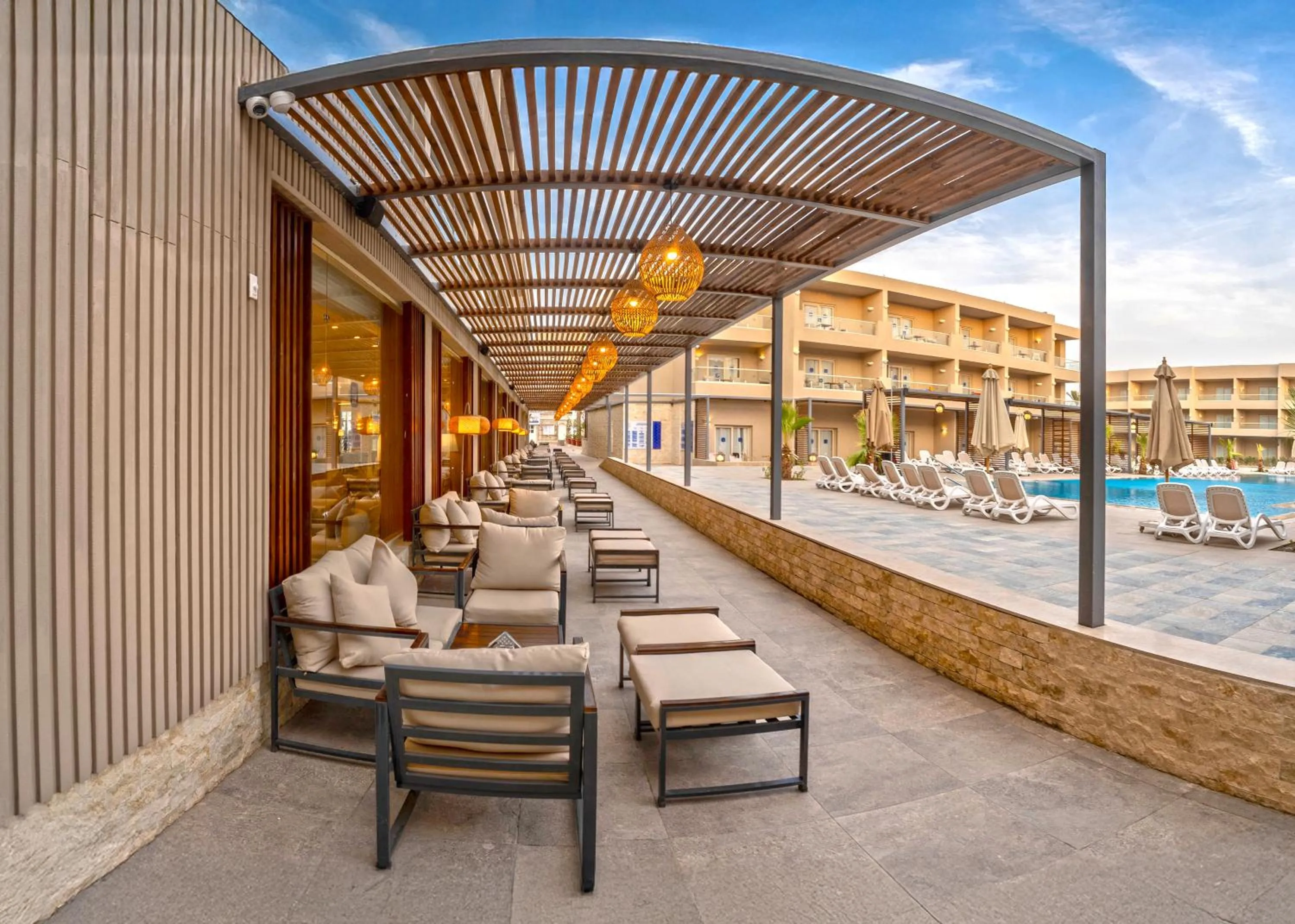 Sea Beach Edge By Rotana