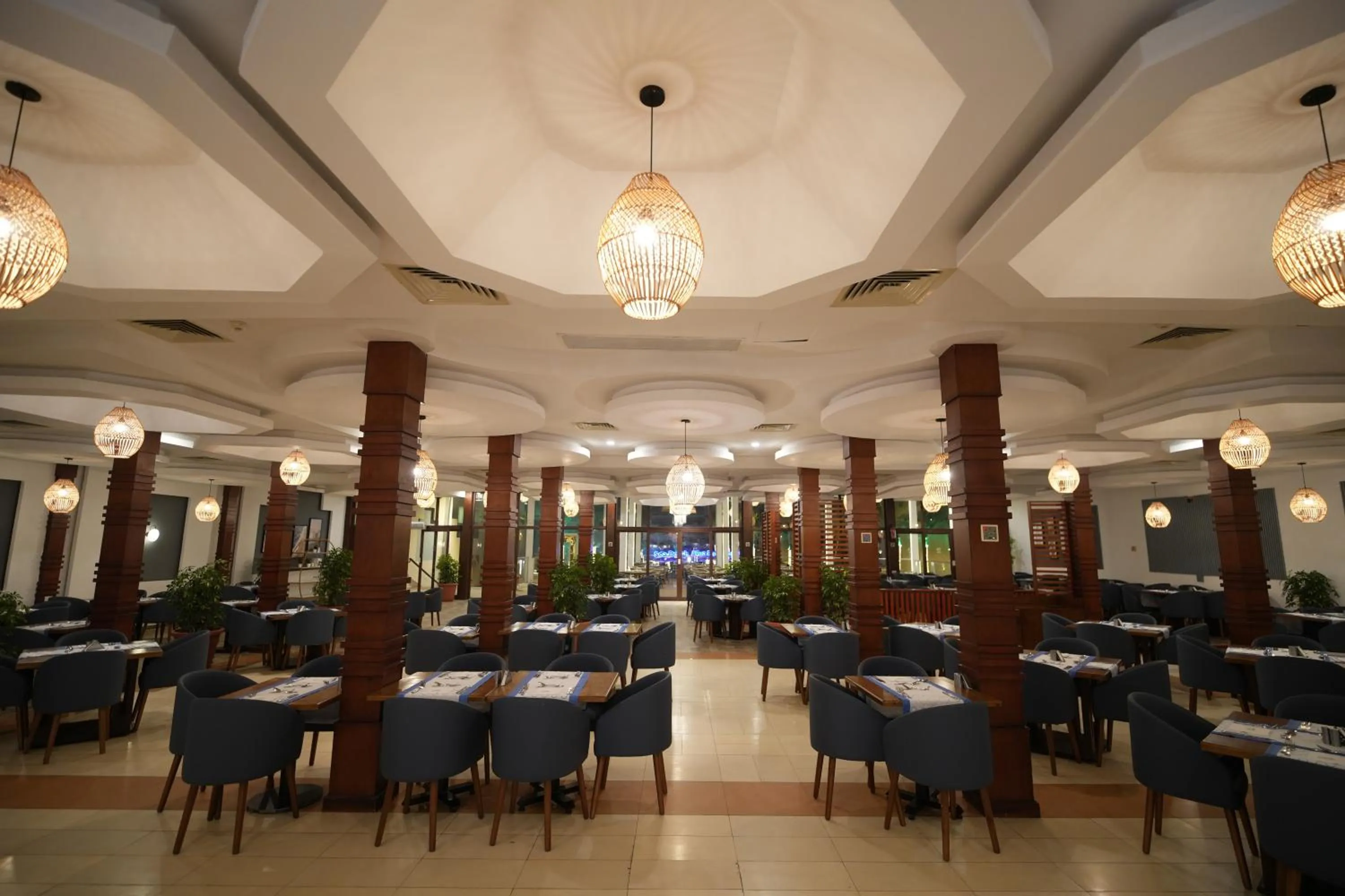 Sea Beach Edge By Rotana