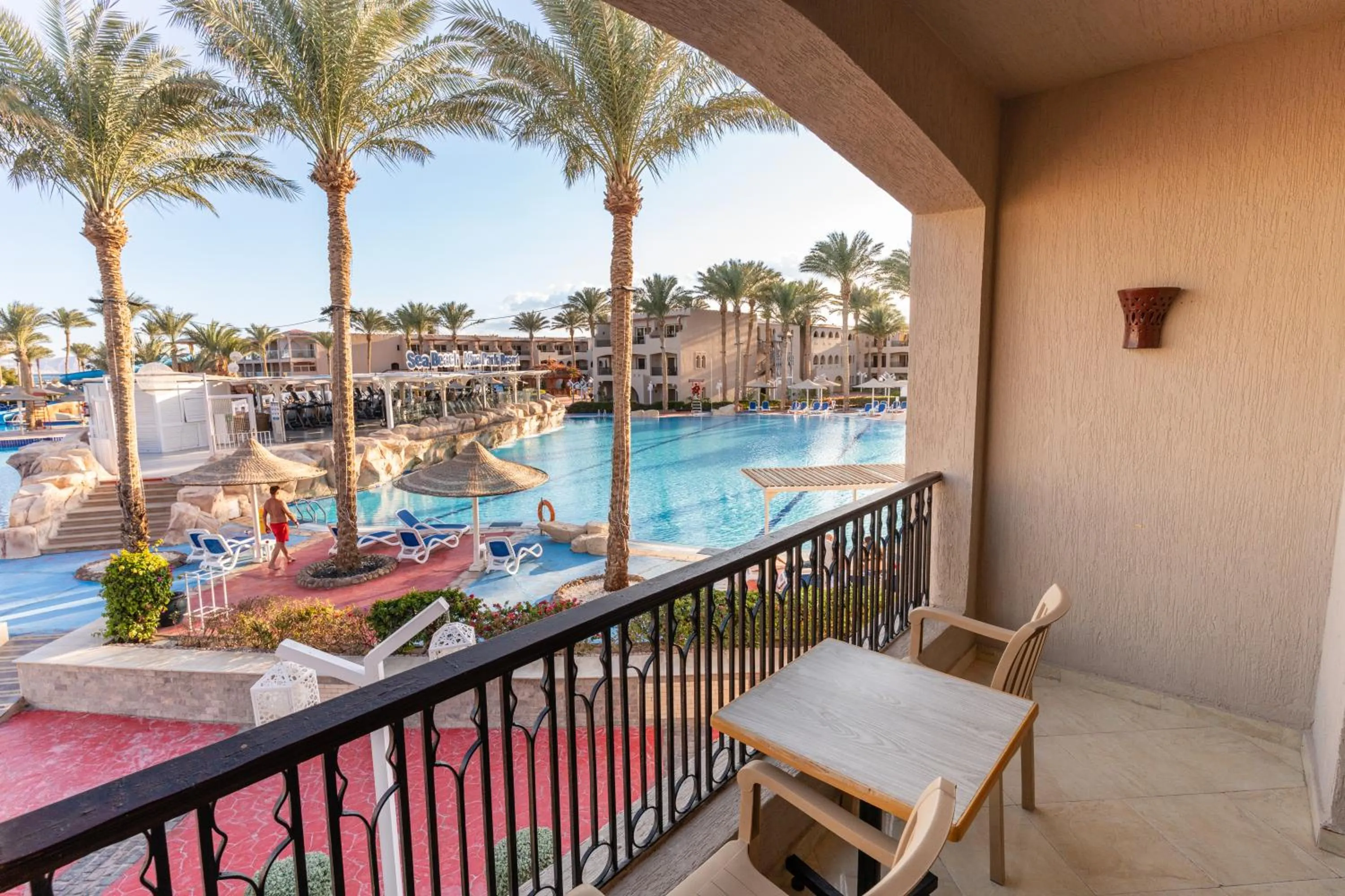 Sea Beach Edge By Rotana