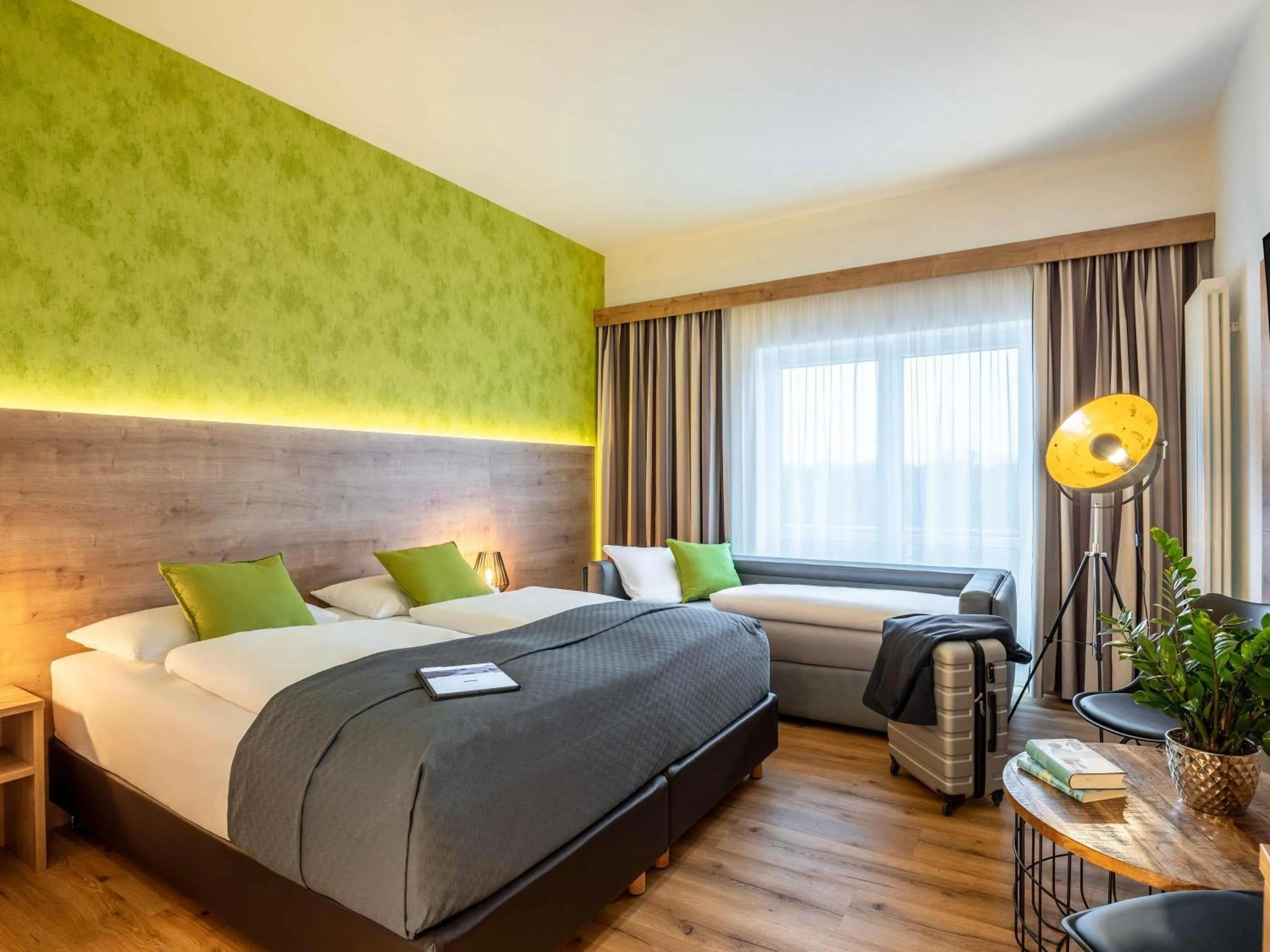 Bedroom, Bed in Mercure Hotel Bad Oeynhausen City