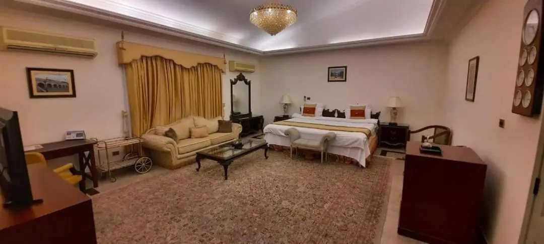 Etihad Club by Faletti's Hotel