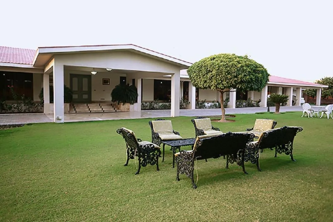 Property building in Etihad Club by Faletti's Hotel