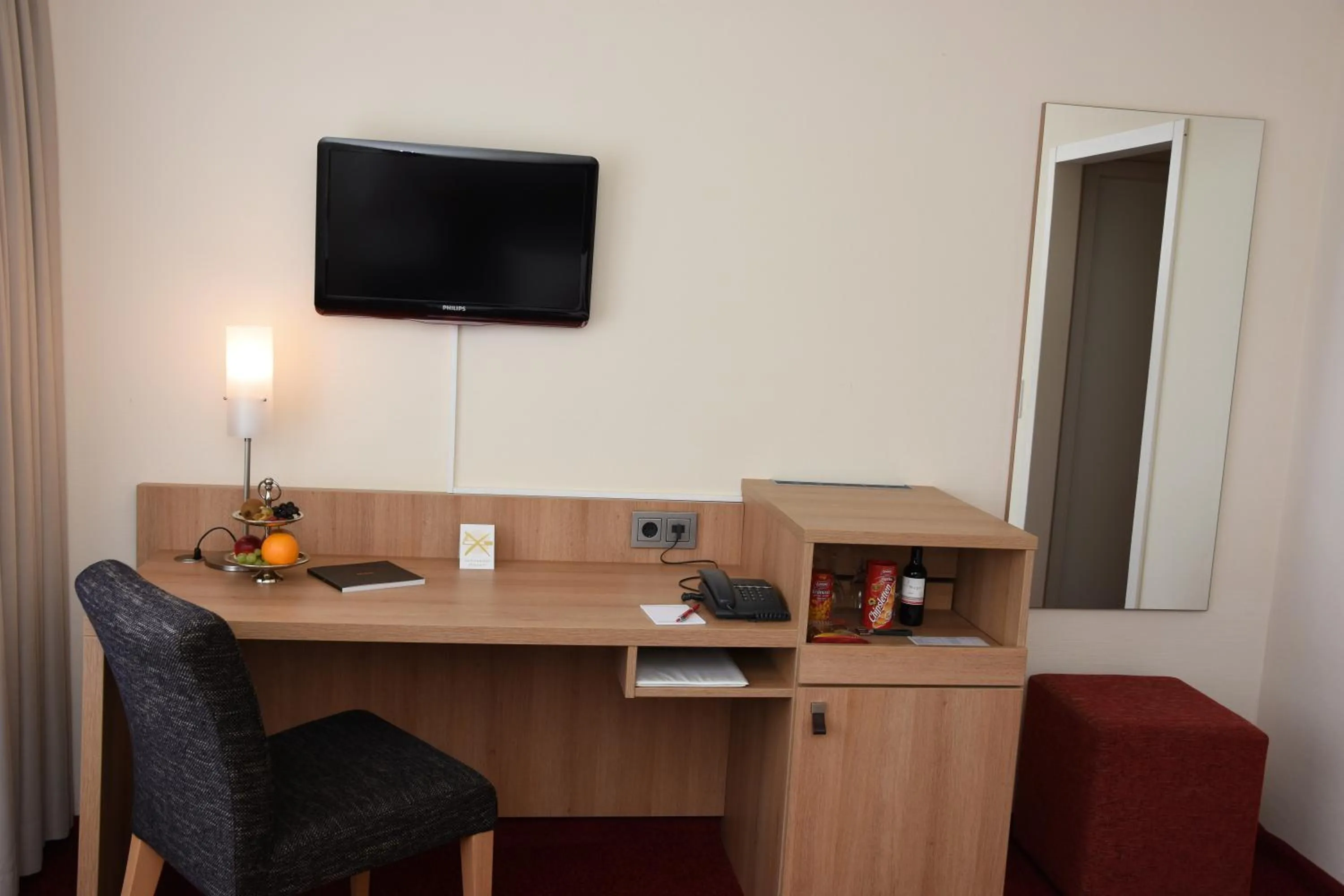 TV and multimedia in Concorde Hotel Viktoria