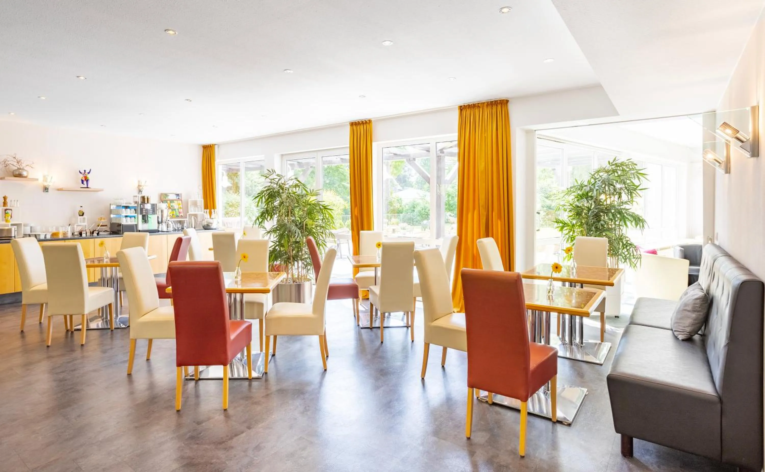 Breakfast in Concorde Hotel Viktoria