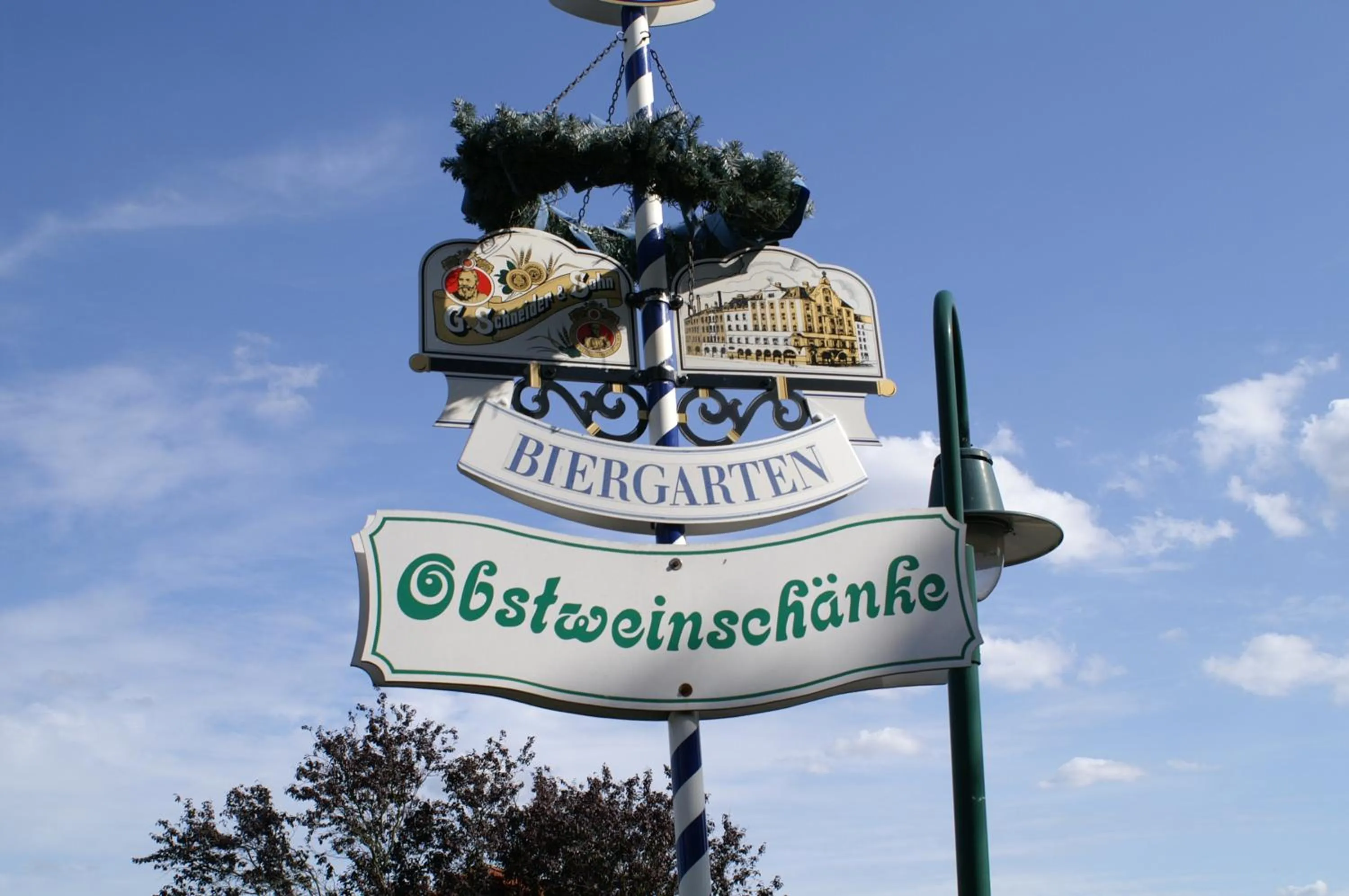 Property building in Lechstedter Obstweinschänke