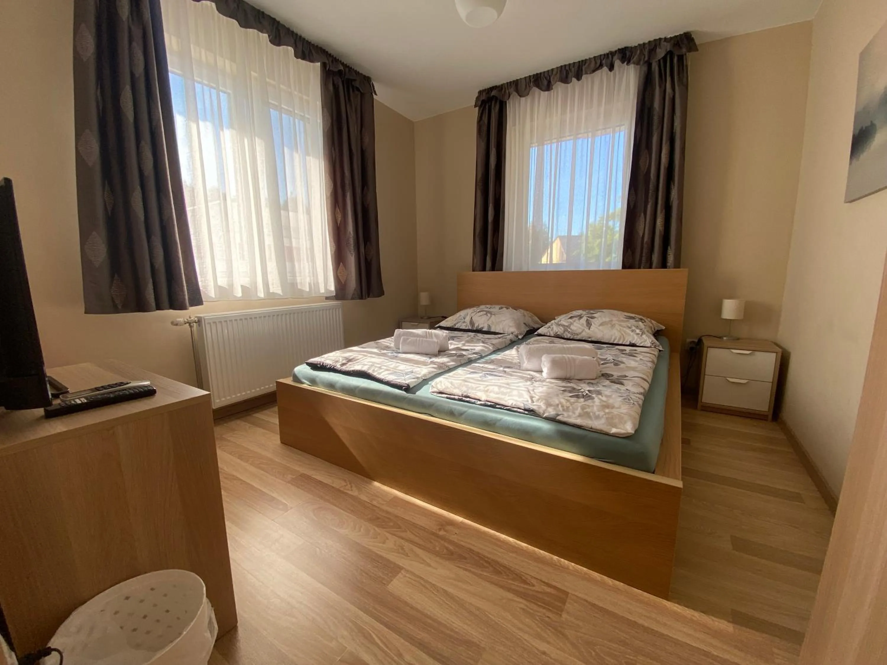 Bed in Oázis Panzió