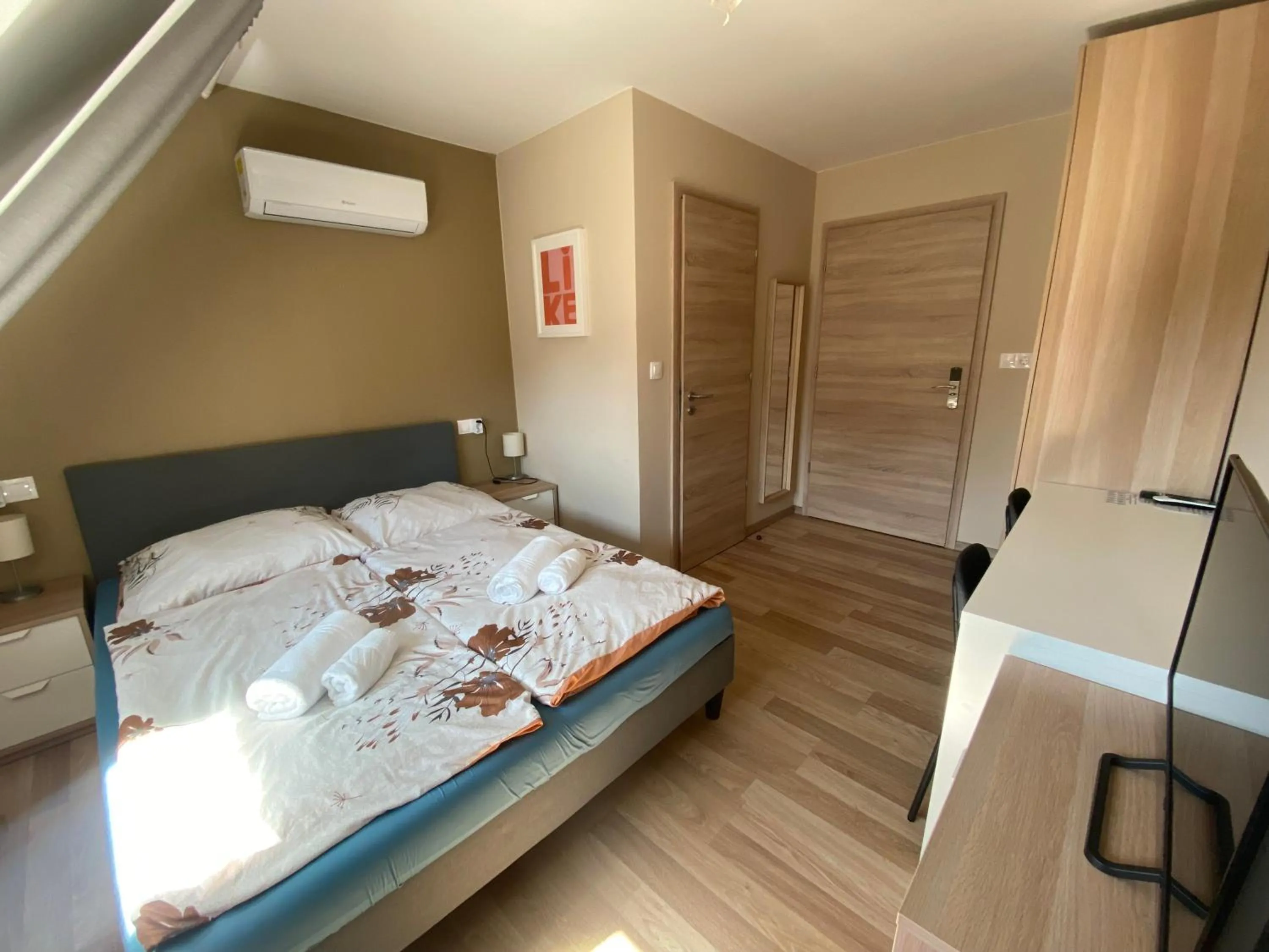 Bed in Oázis Panzió