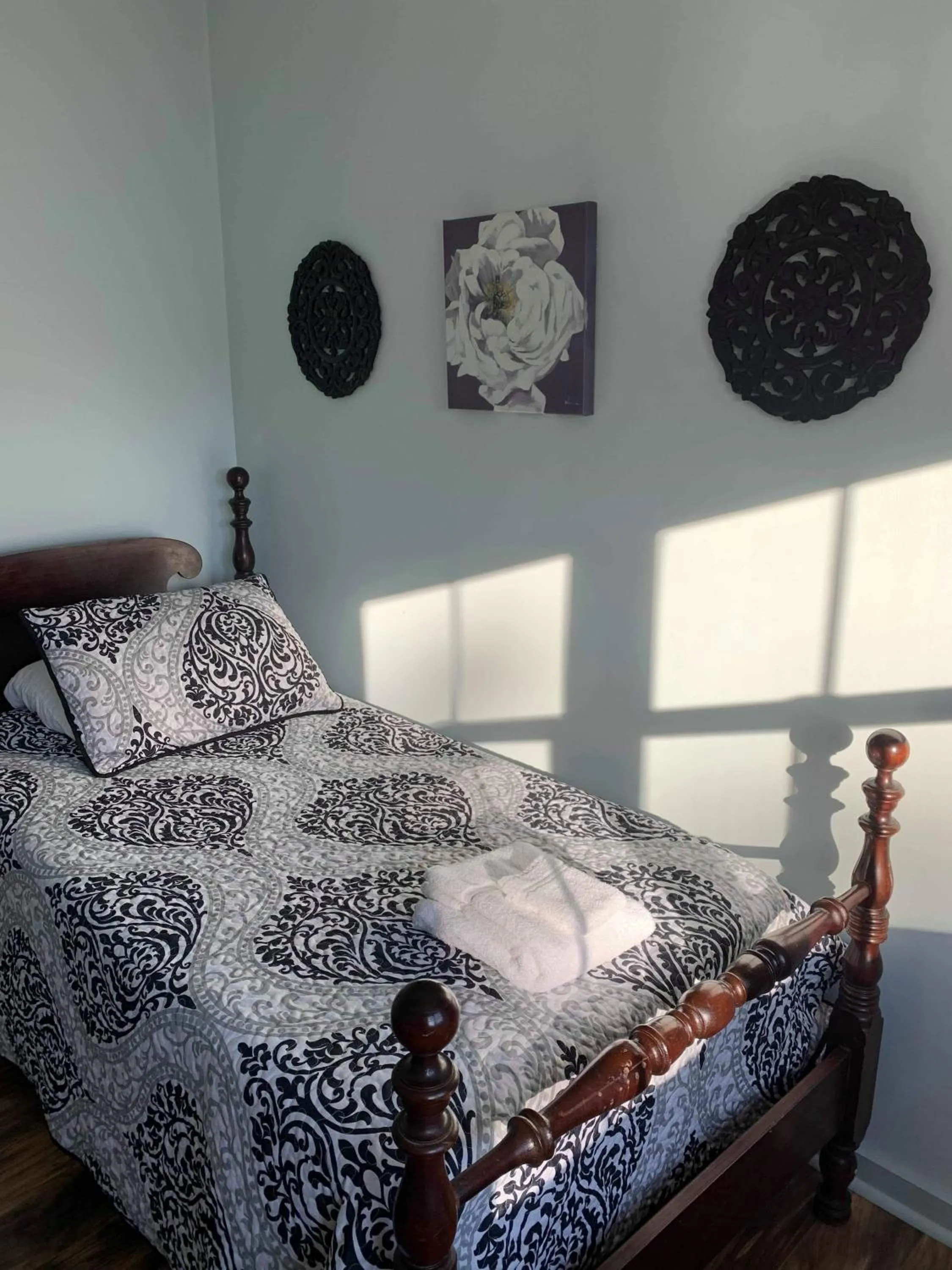 Bedroom, Bed in Brook Road Inn