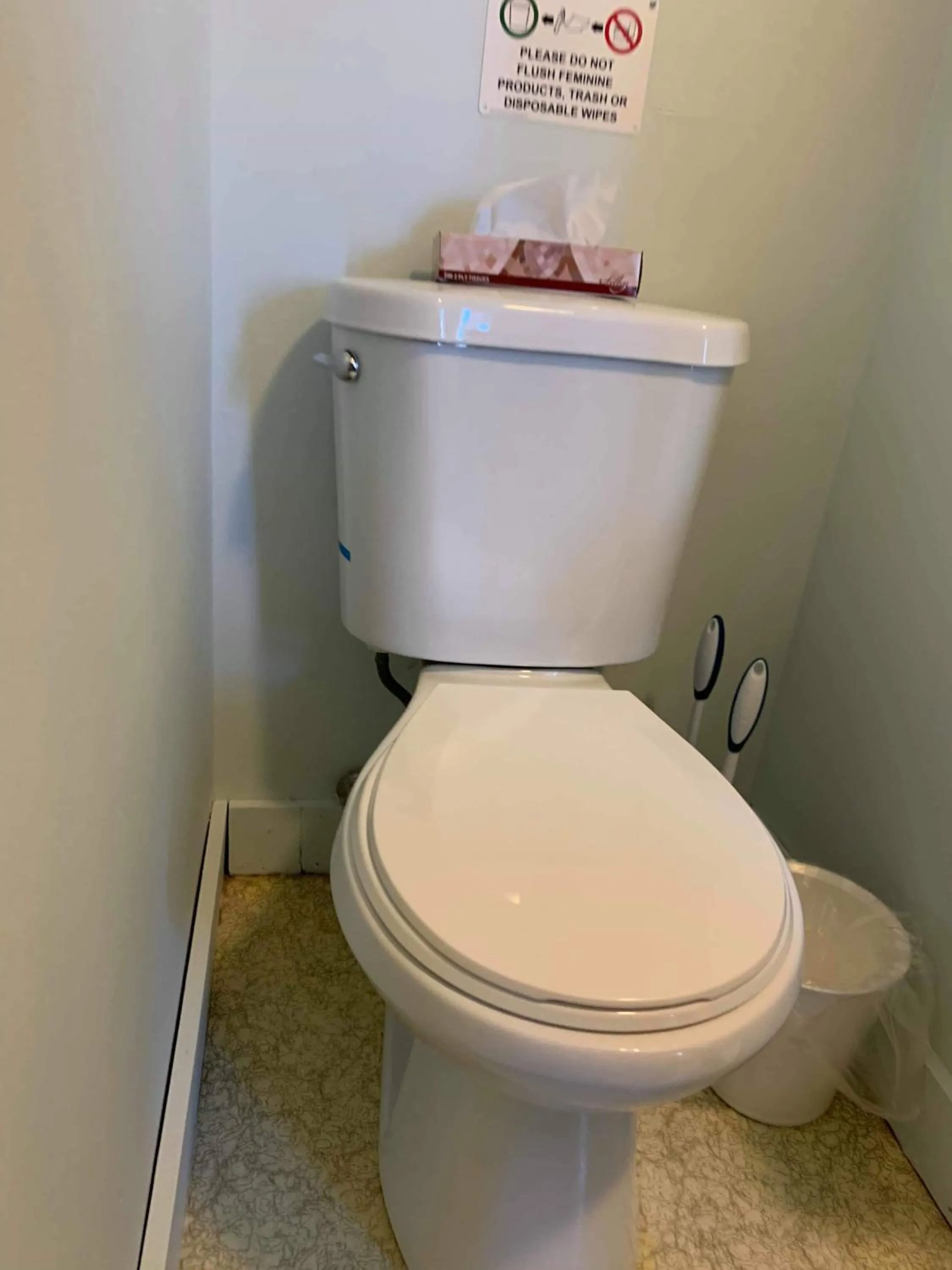 Bathroom in Brook Road Inn