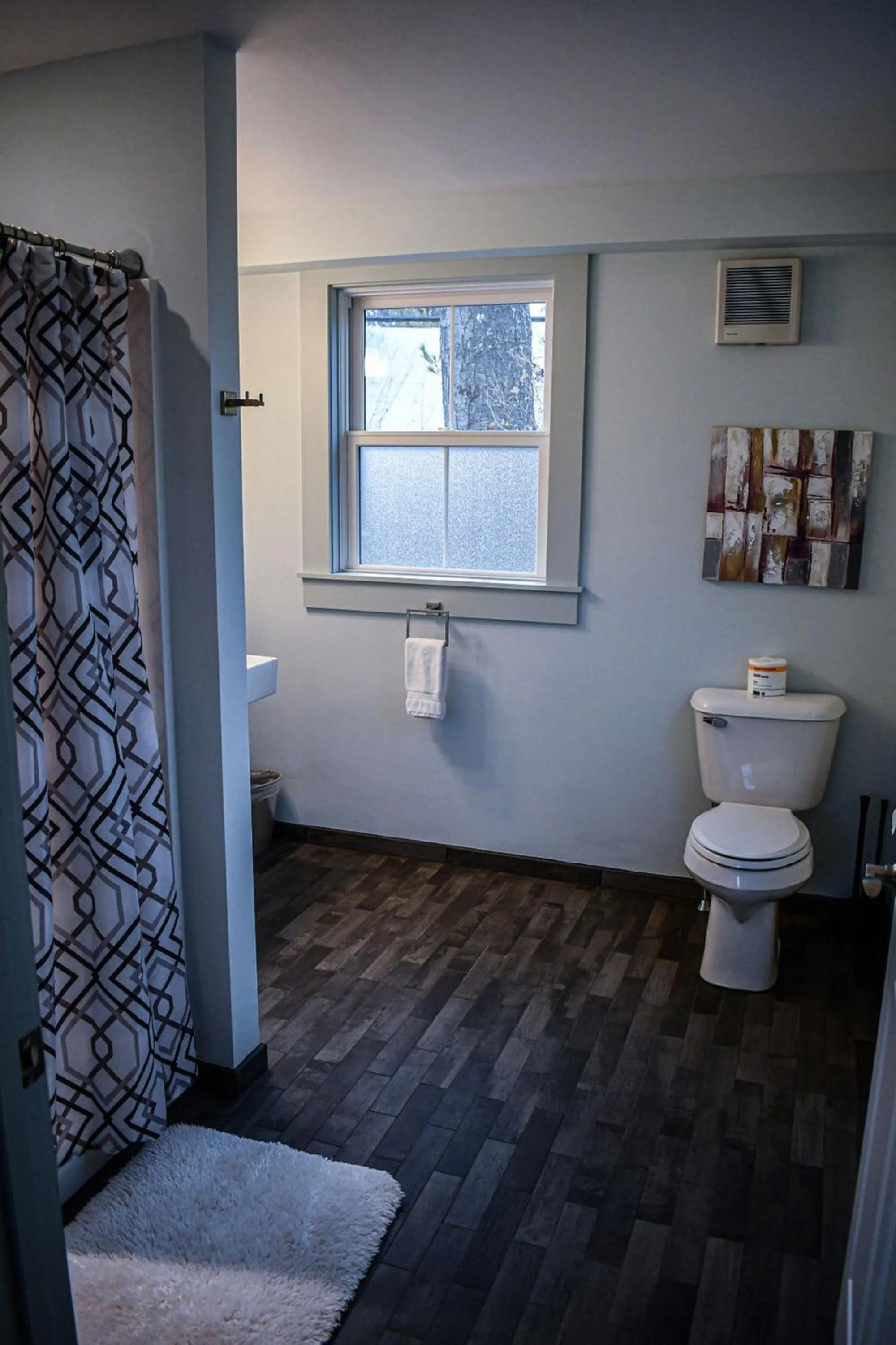 Bathroom in Brook Road Inn