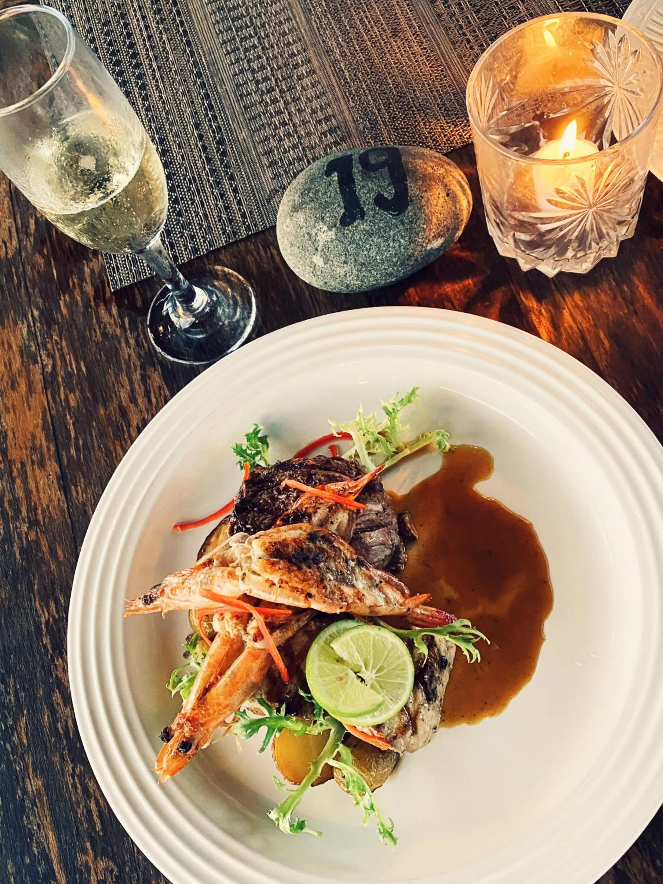 Food and drinks in Wide Sands Beach Retreat