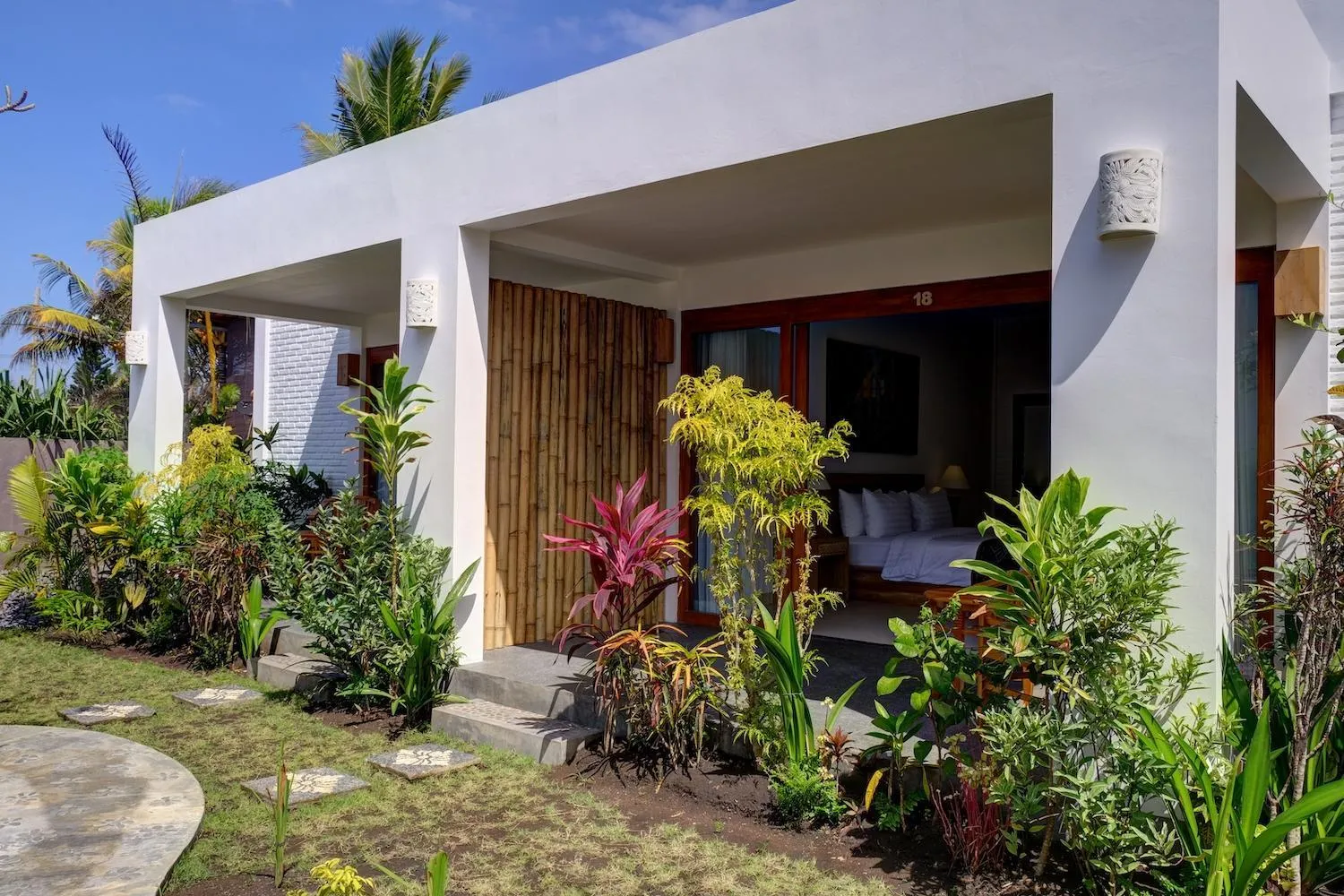 Property building in Wide Sands Beach Retreat