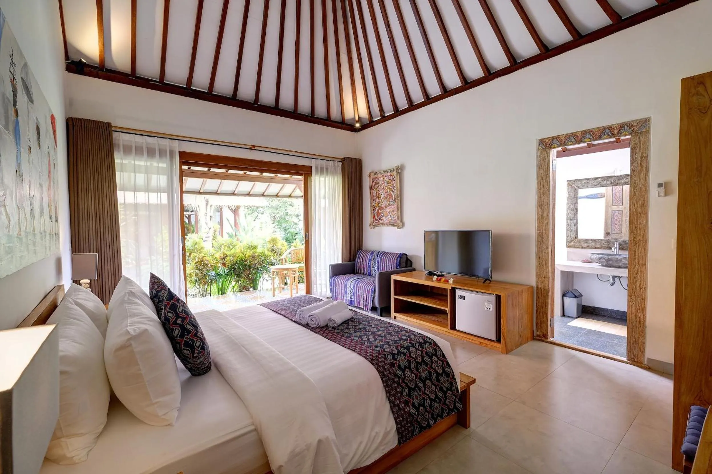 Photo of the whole room, Bed in Wide Sands Beach Retreat