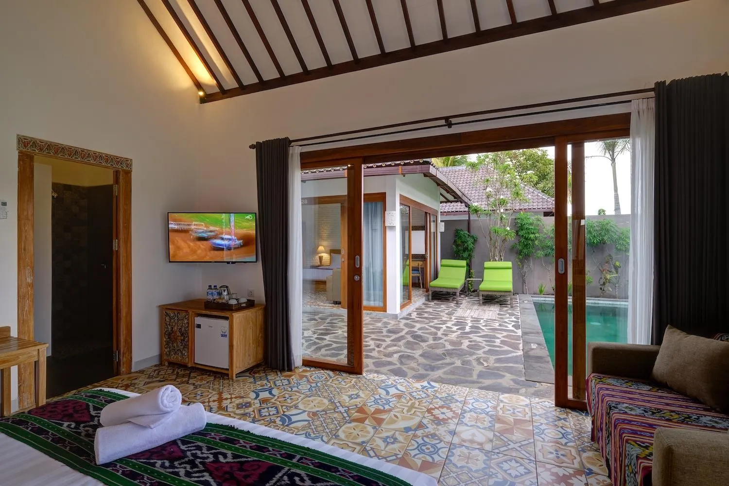 Bedroom, Bed in Wide Sands Beach Retreat