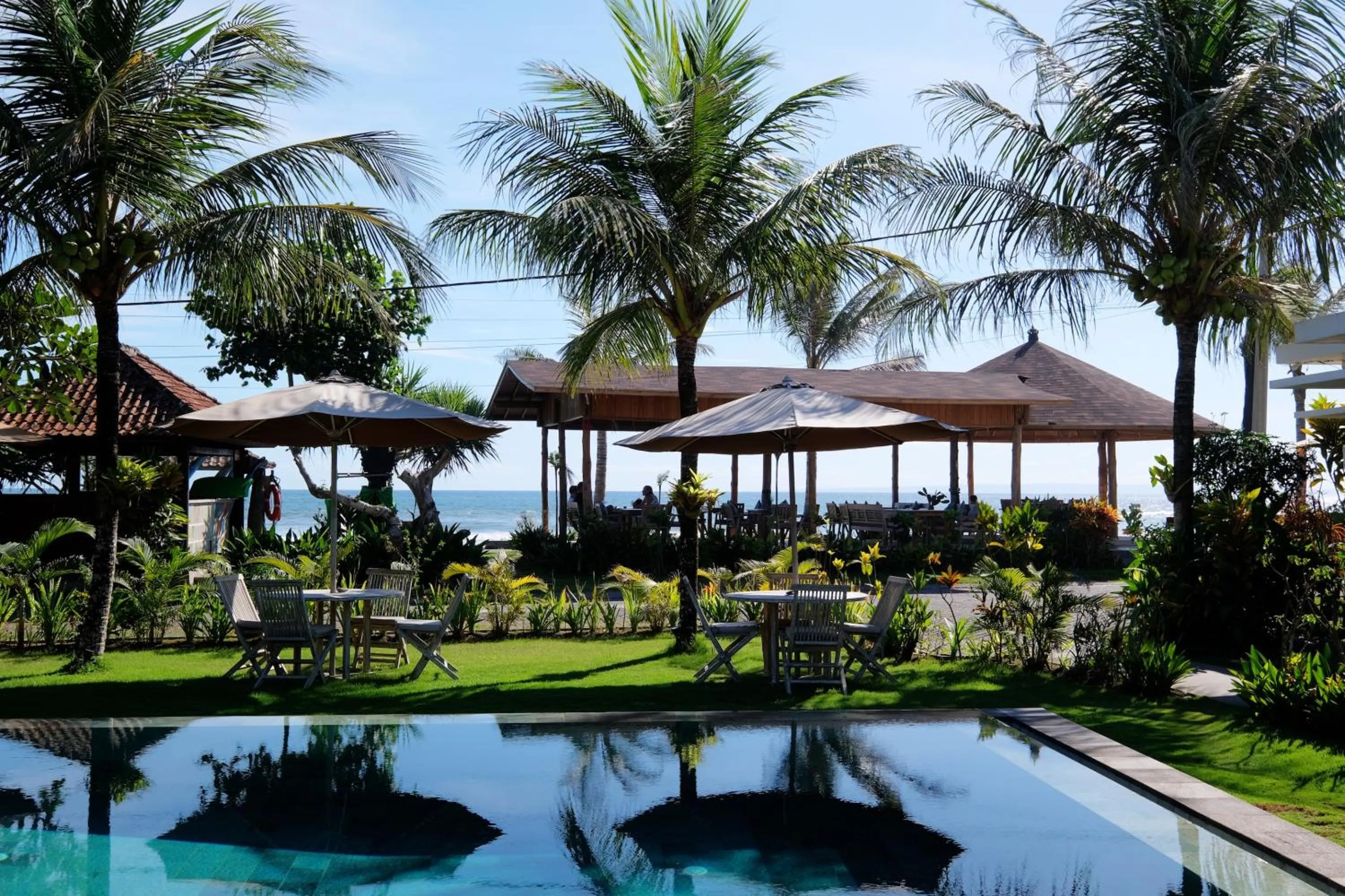 Garden view in Wide Sands Beach Retreat