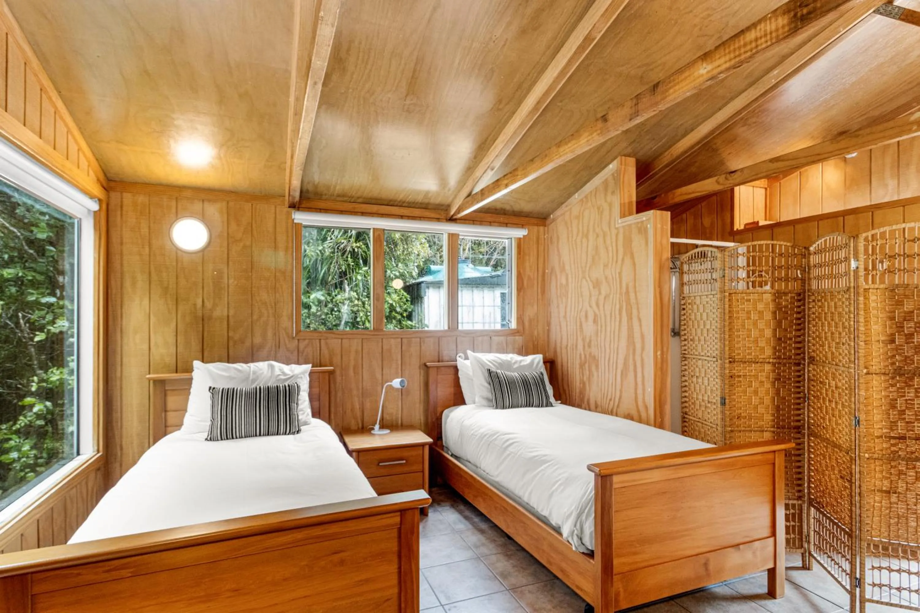 Bedroom, Bed in Ngati Ruanui Mountain Lodge