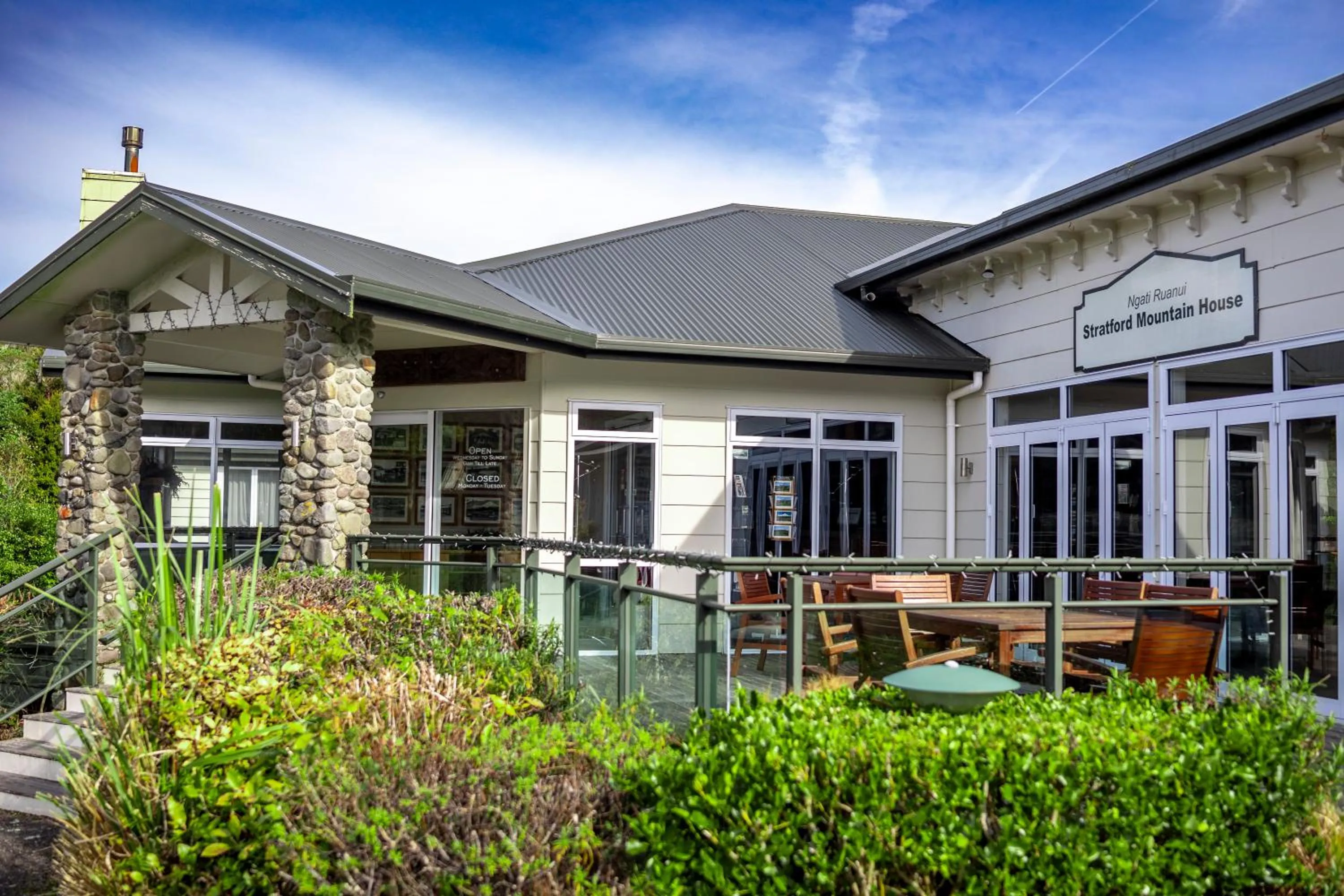 Restaurant/places to eat in Ngati Ruanui Mountain Lodge
