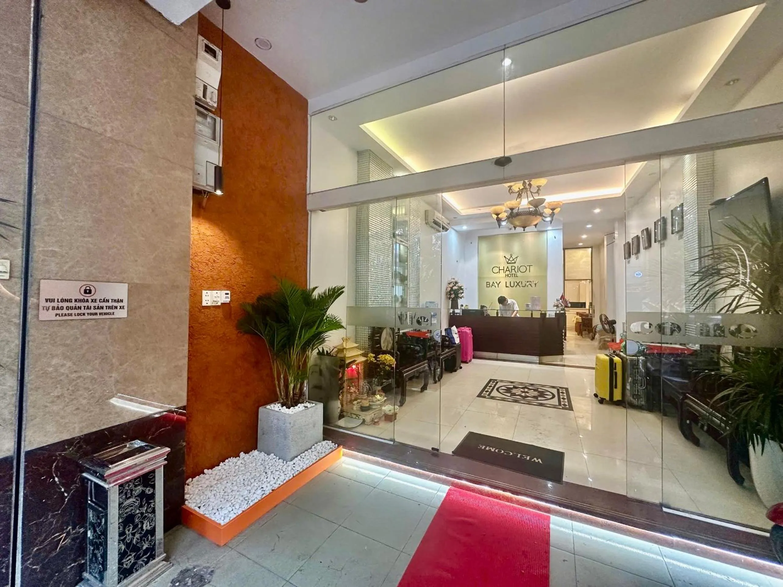 Living room in Chariot Hotel