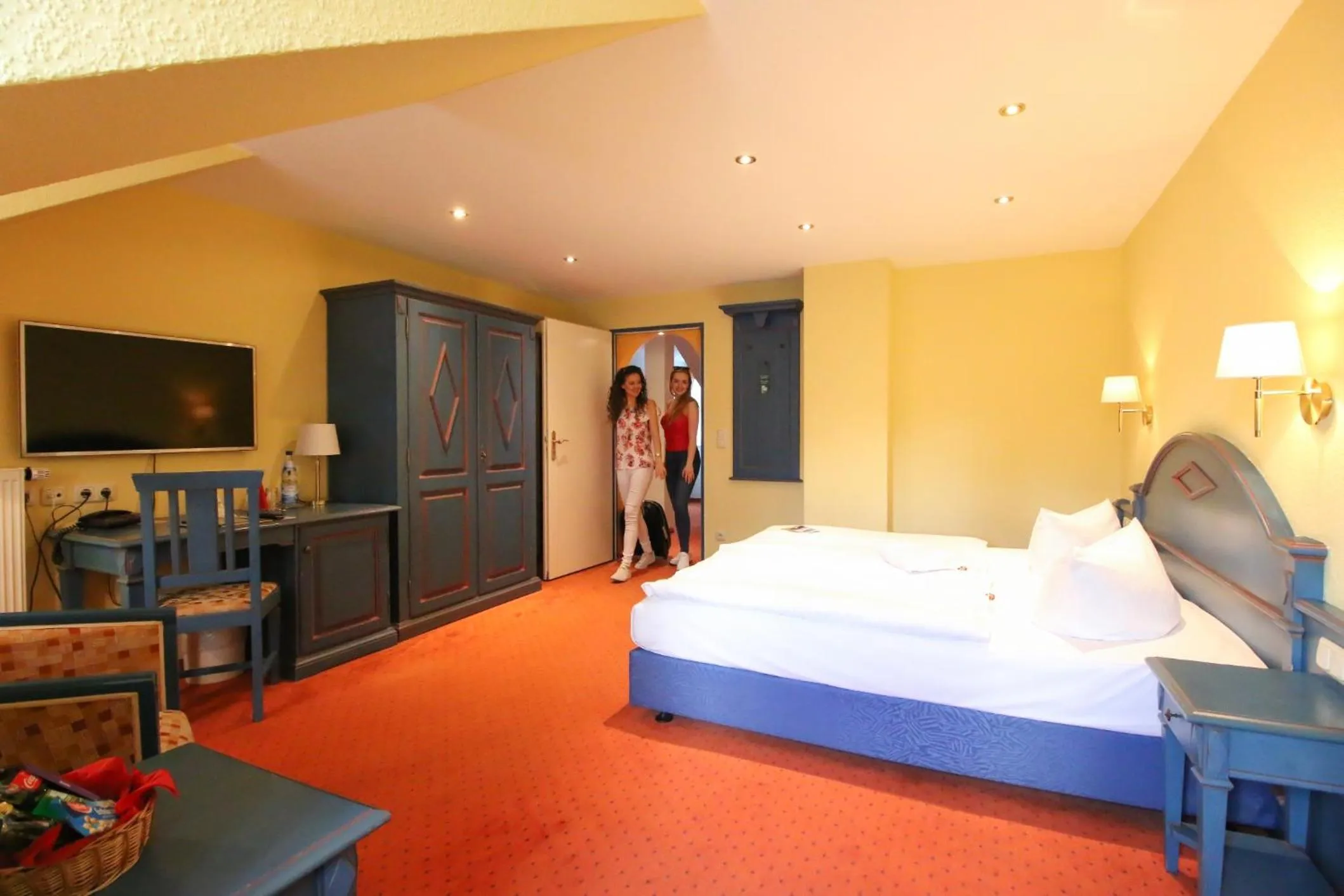 TV and multimedia, Bed in Hotel Erbgericht Buntes Haus