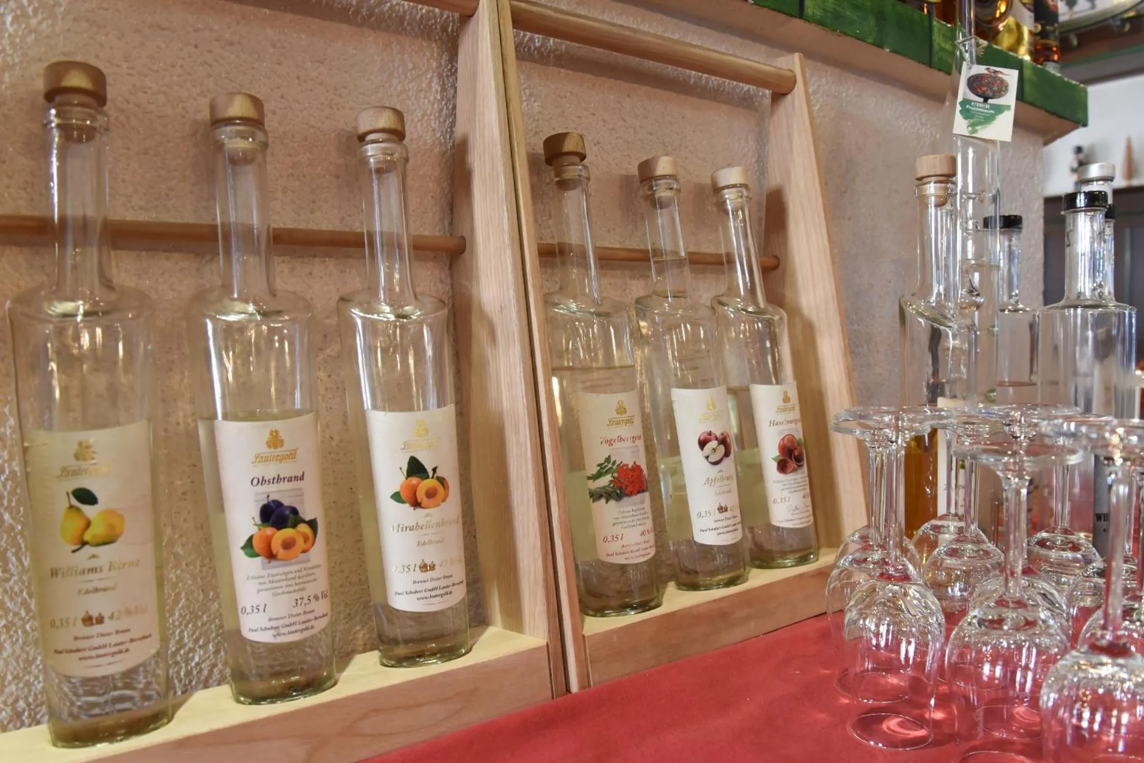 Alcoholic drinks in Hotel Erbgericht Buntes Haus