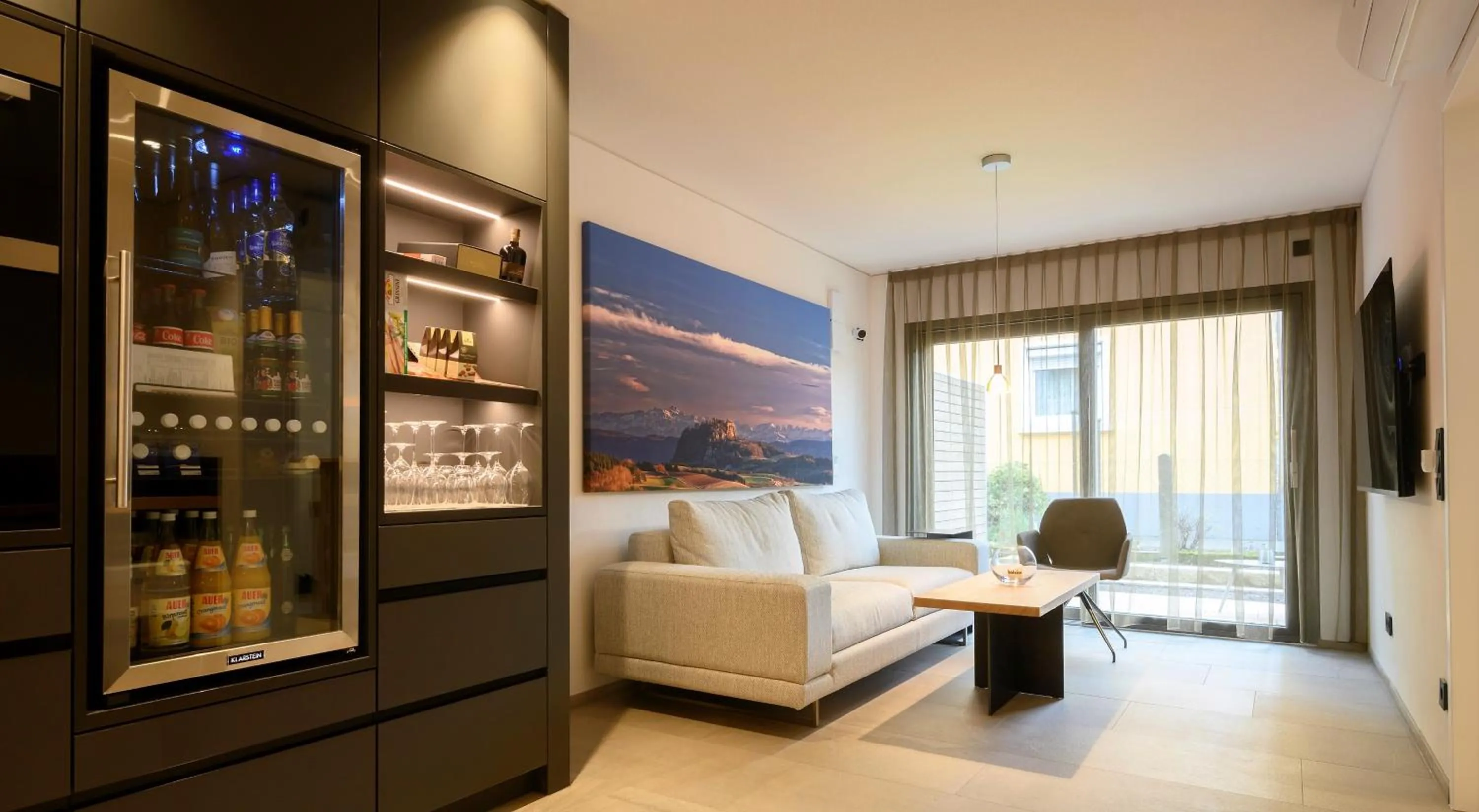 Lounge or bar in PRIMERA Apartments & Boardinghouse