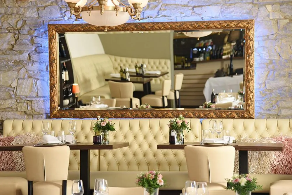 Restaurant/places to eat in Parkhotel Bad Homburg