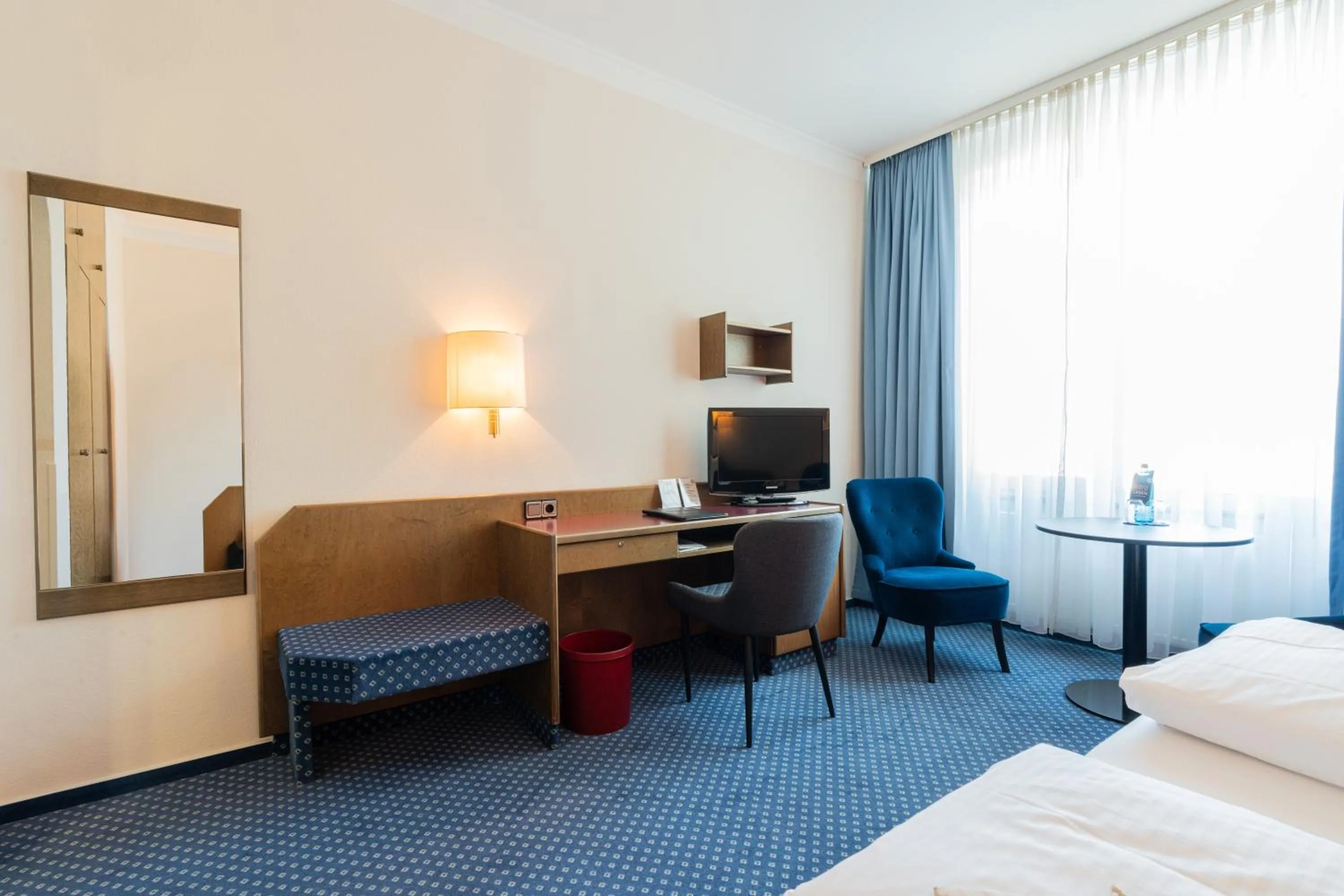 Bed in Parkhotel Bad Homburg