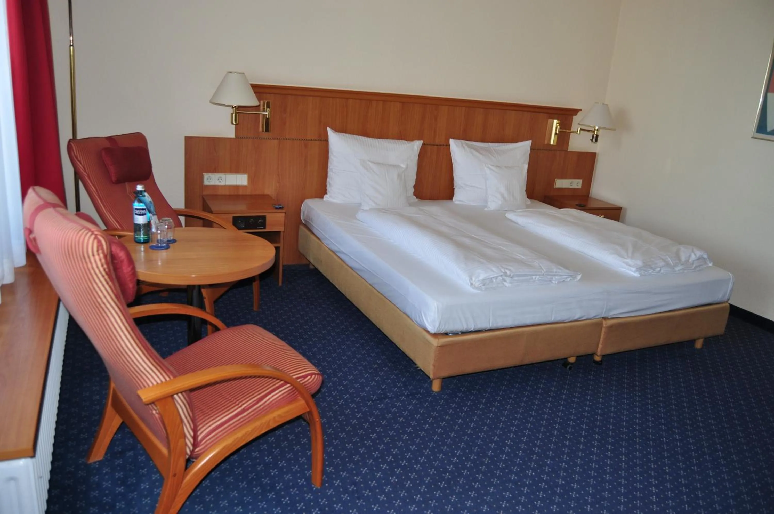 Bed in Parkhotel Bad Homburg