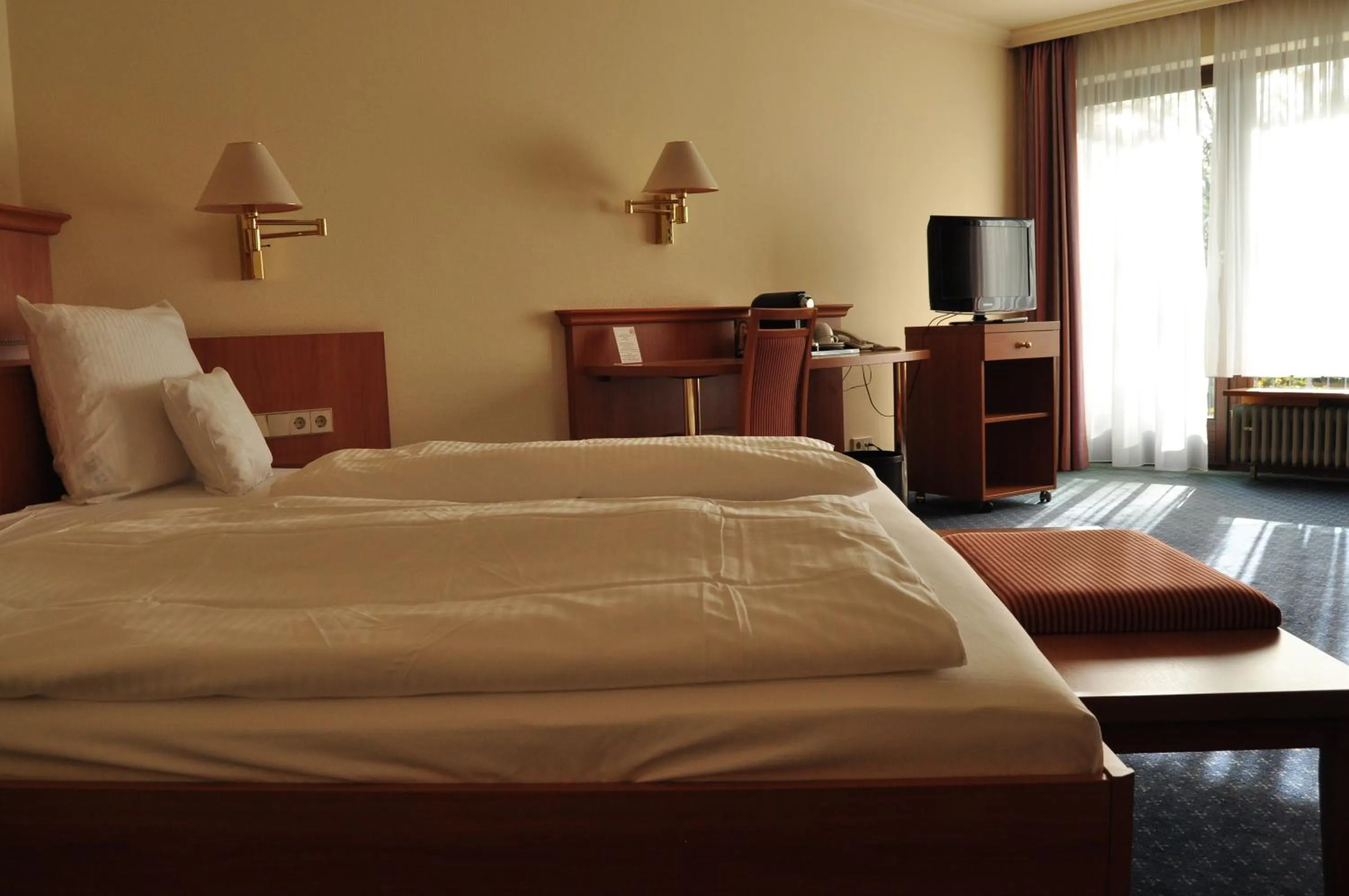 Photo of the whole room, Bed in Parkhotel Bad Homburg