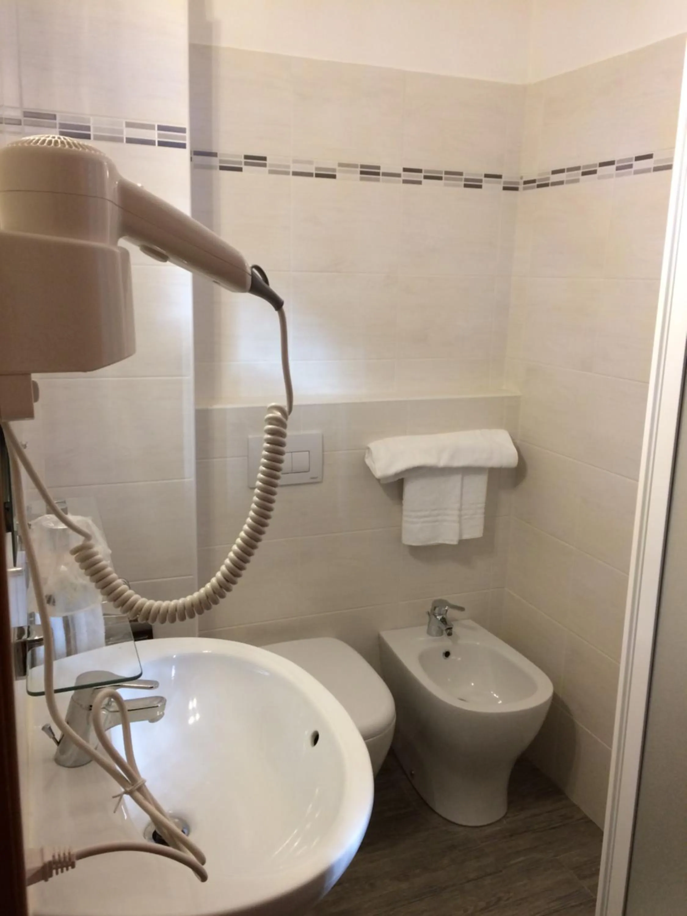 Toilet in Twelve Hotel