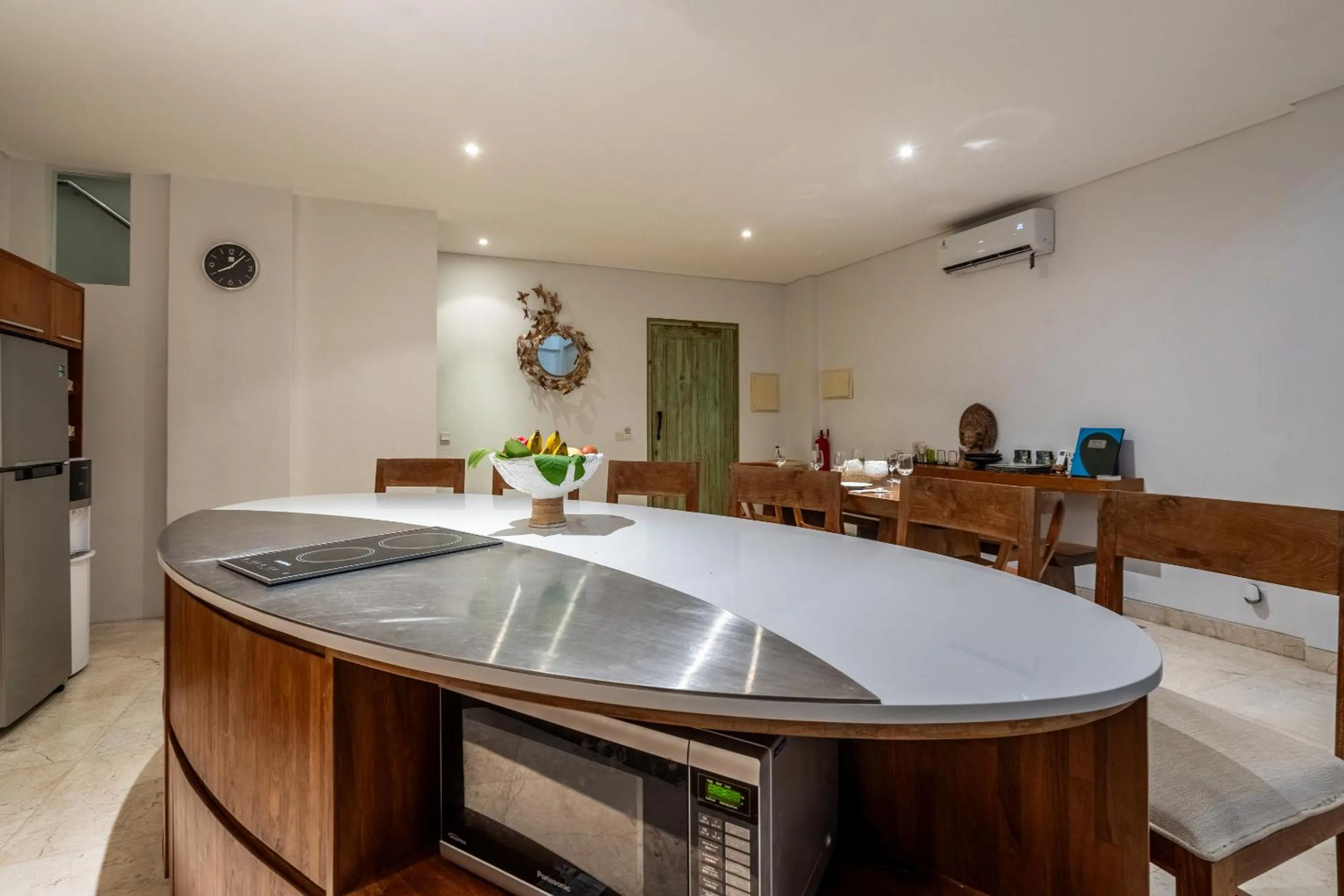 Kitchen or kitchenette in AQ-VA Hotel & Villas Seminyak