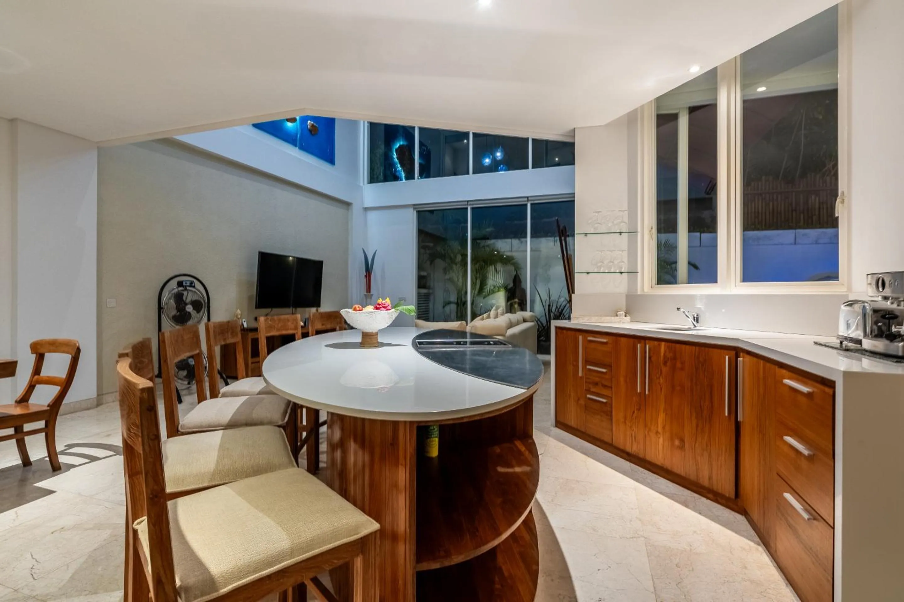 Kitchen or kitchenette in AQ-VA Hotel & Villas Seminyak