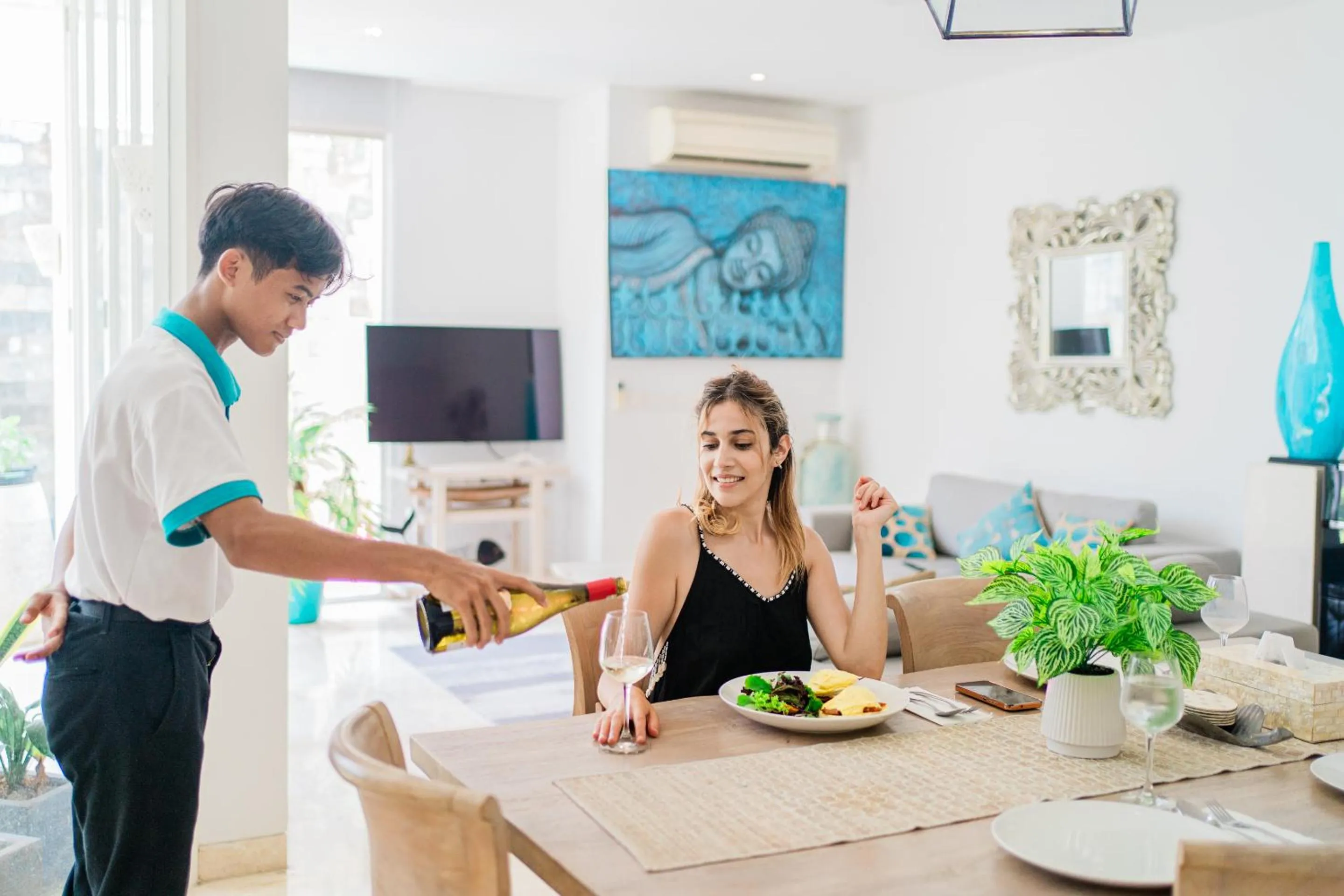 Food and drinks in AQ-VA Hotel & Villas Seminyak